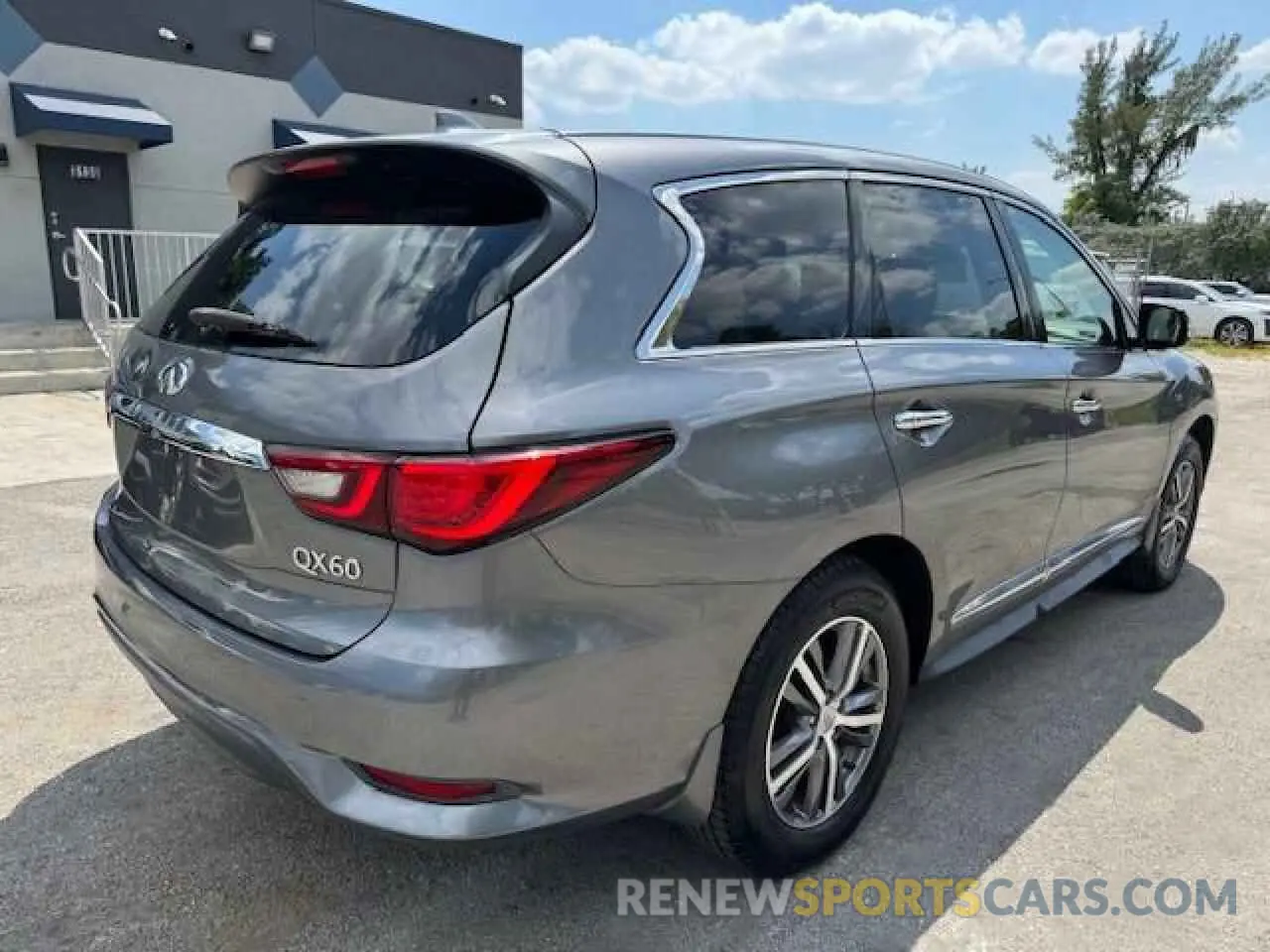 3 Фотография поврежденного автомобиля 5N1DL0MN6LC501178 INFINITI QX60 2020