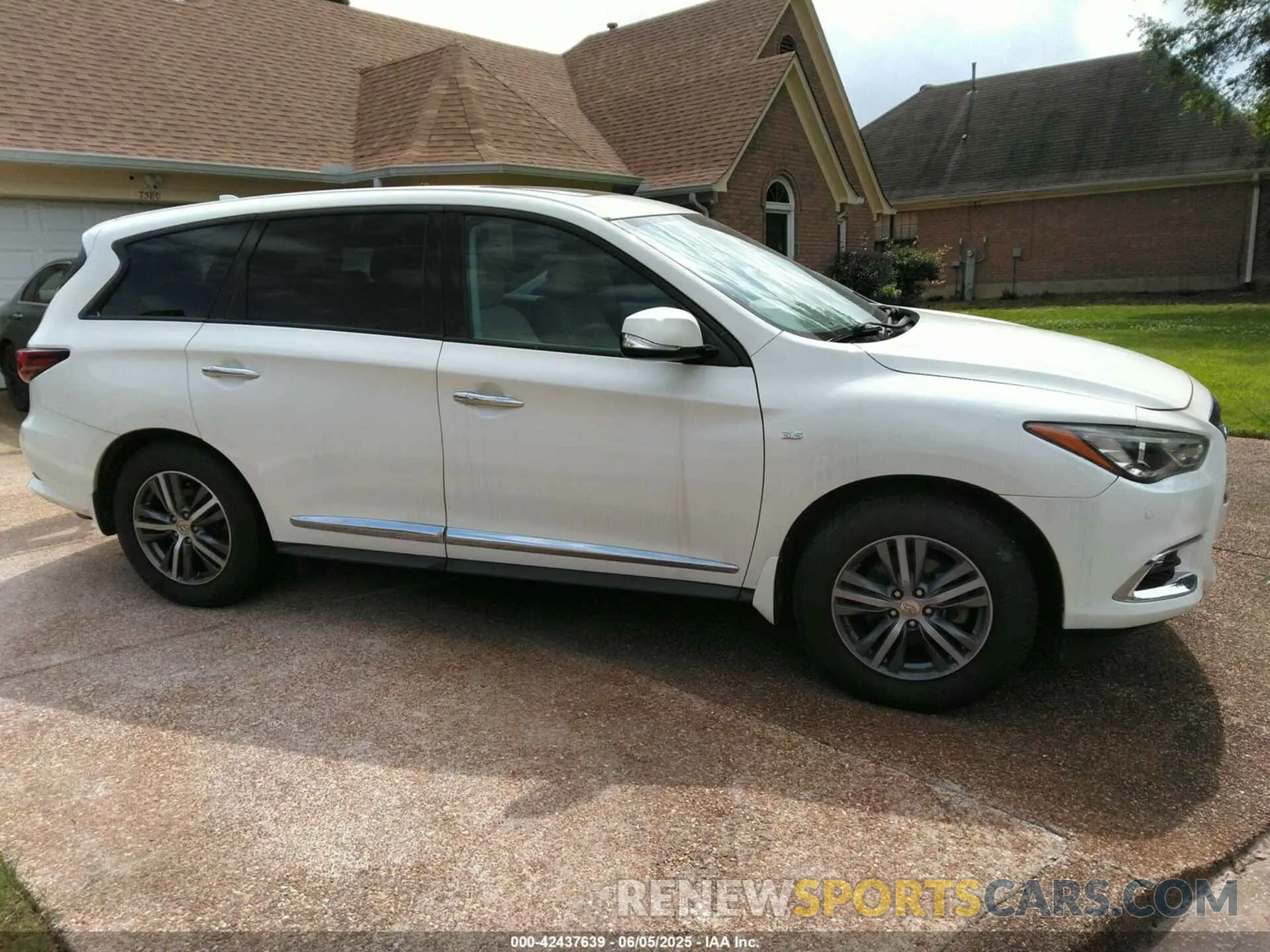 13 Фотография поврежденного автомобиля 5N1DL0MN6LC528820 INFINITI QX60 2020