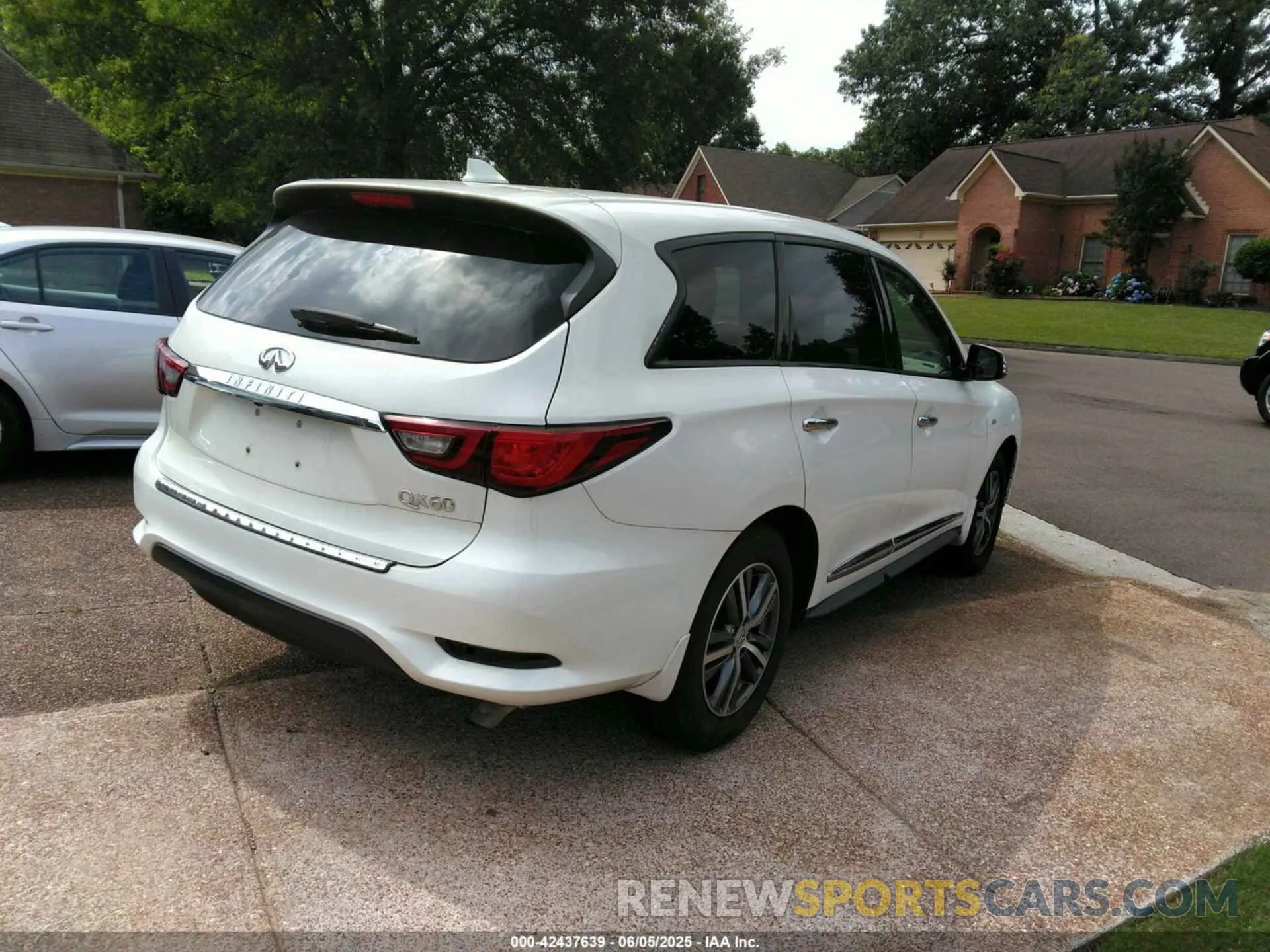 4 Фотография поврежденного автомобиля 5N1DL0MN6LC528820 INFINITI QX60 2020