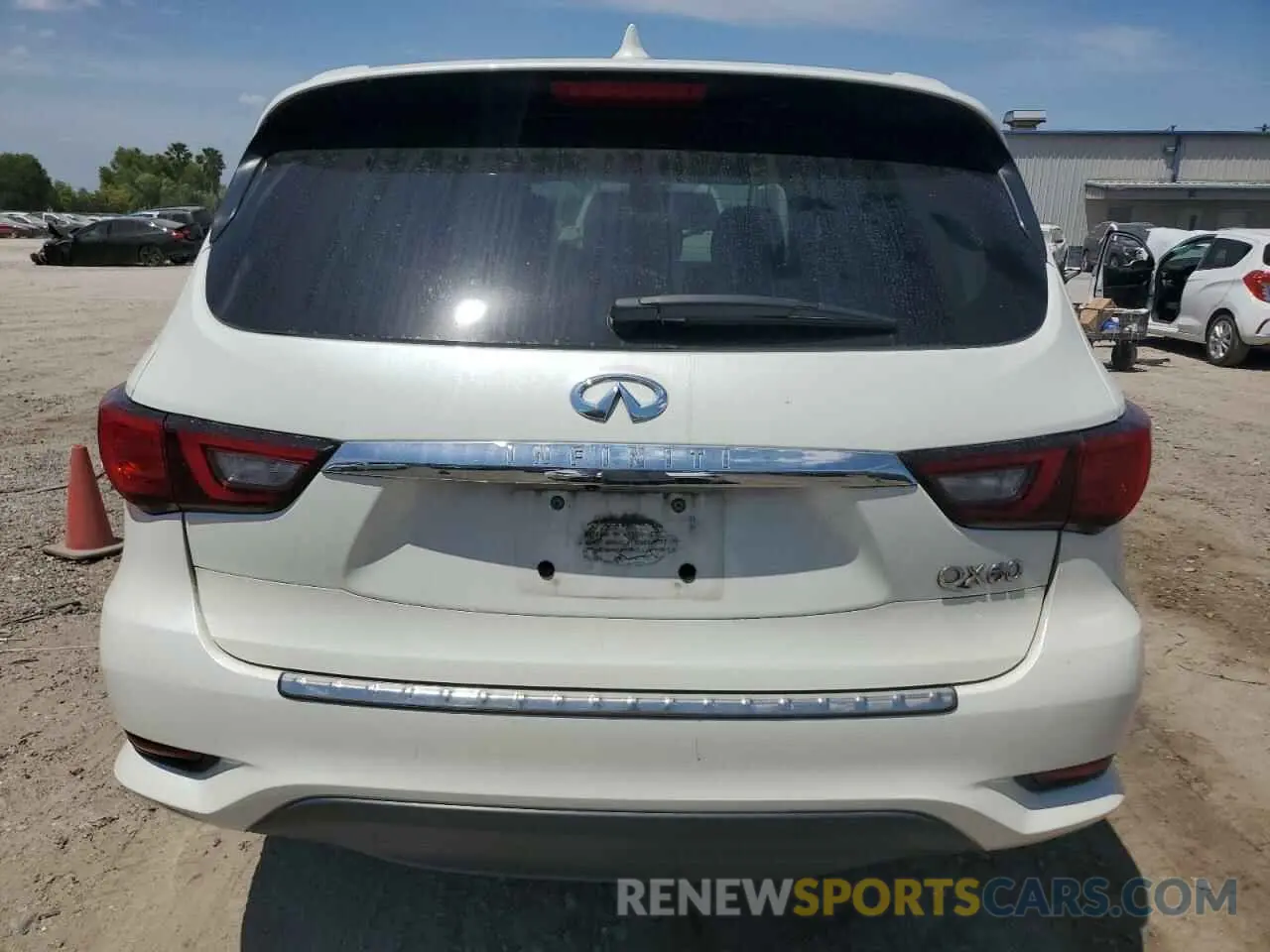 6 Photograph of a damaged car 5N1DL0MN6LC538117 INFINITI QX60 2020
