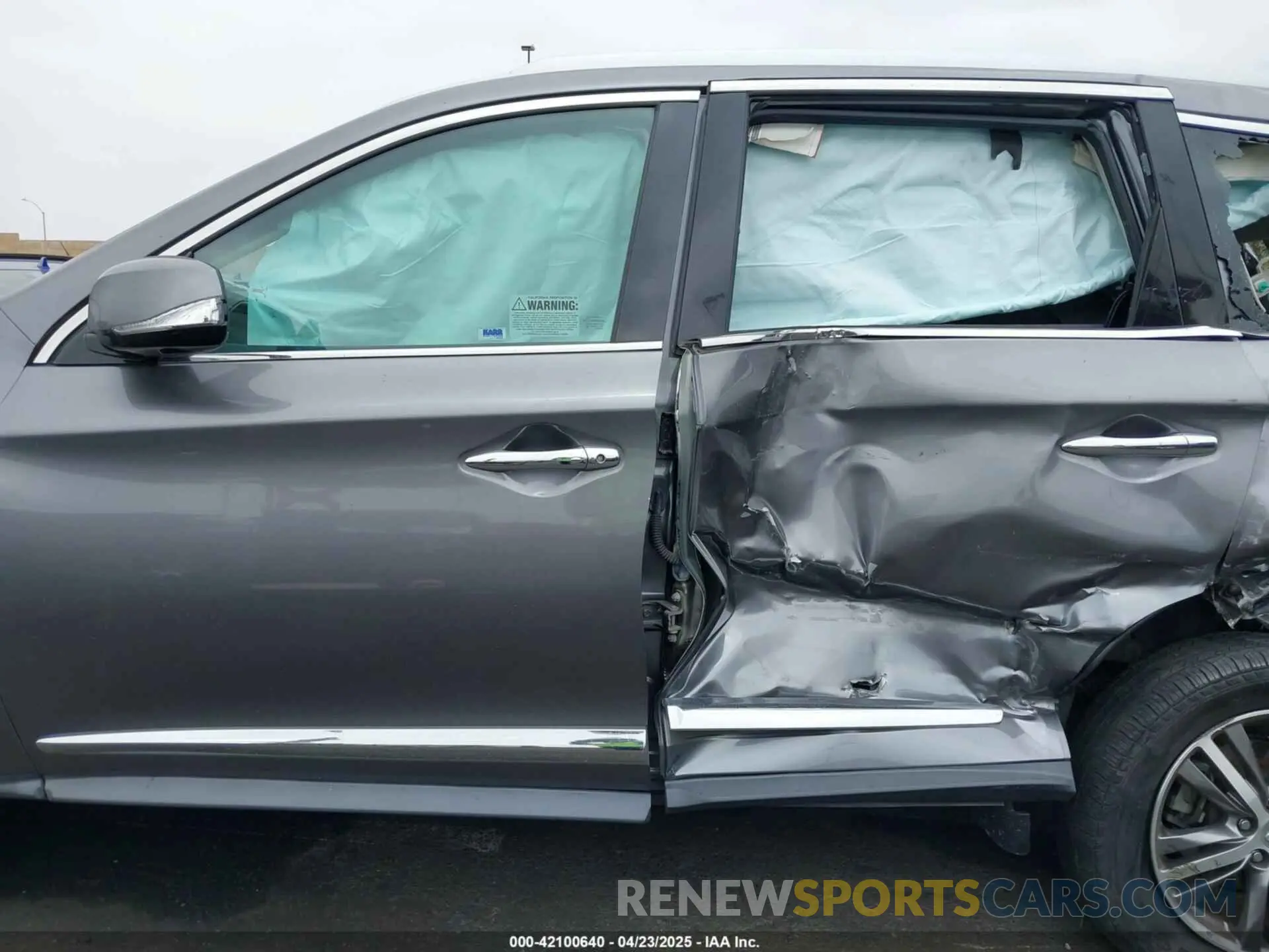 14 Photograph of a damaged car 5N1DL0MN8LC509198 INFINITI QX60 2020