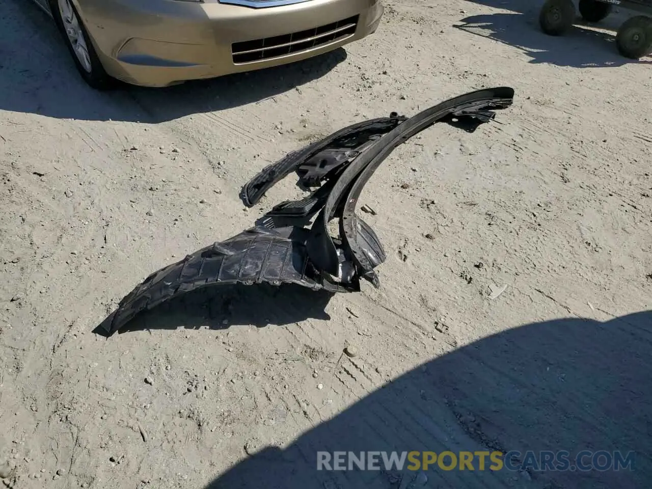 13 Photograph of a damaged car 5N1DL0MN8LC518712 INFINITI QX60 2020