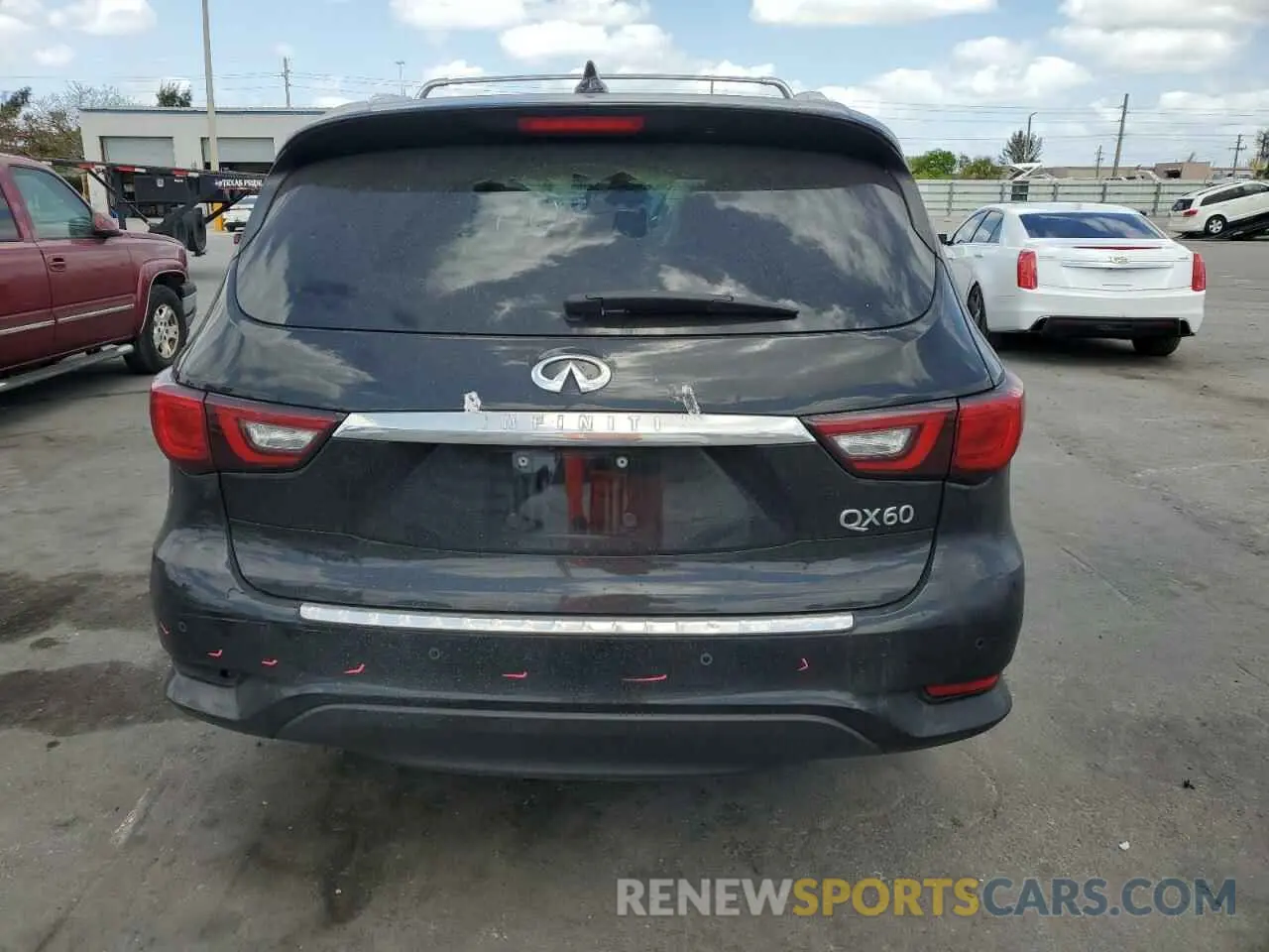 6 Photograph of a damaged car 5N1DL0MN8LC546686 INFINITI QX60 2020