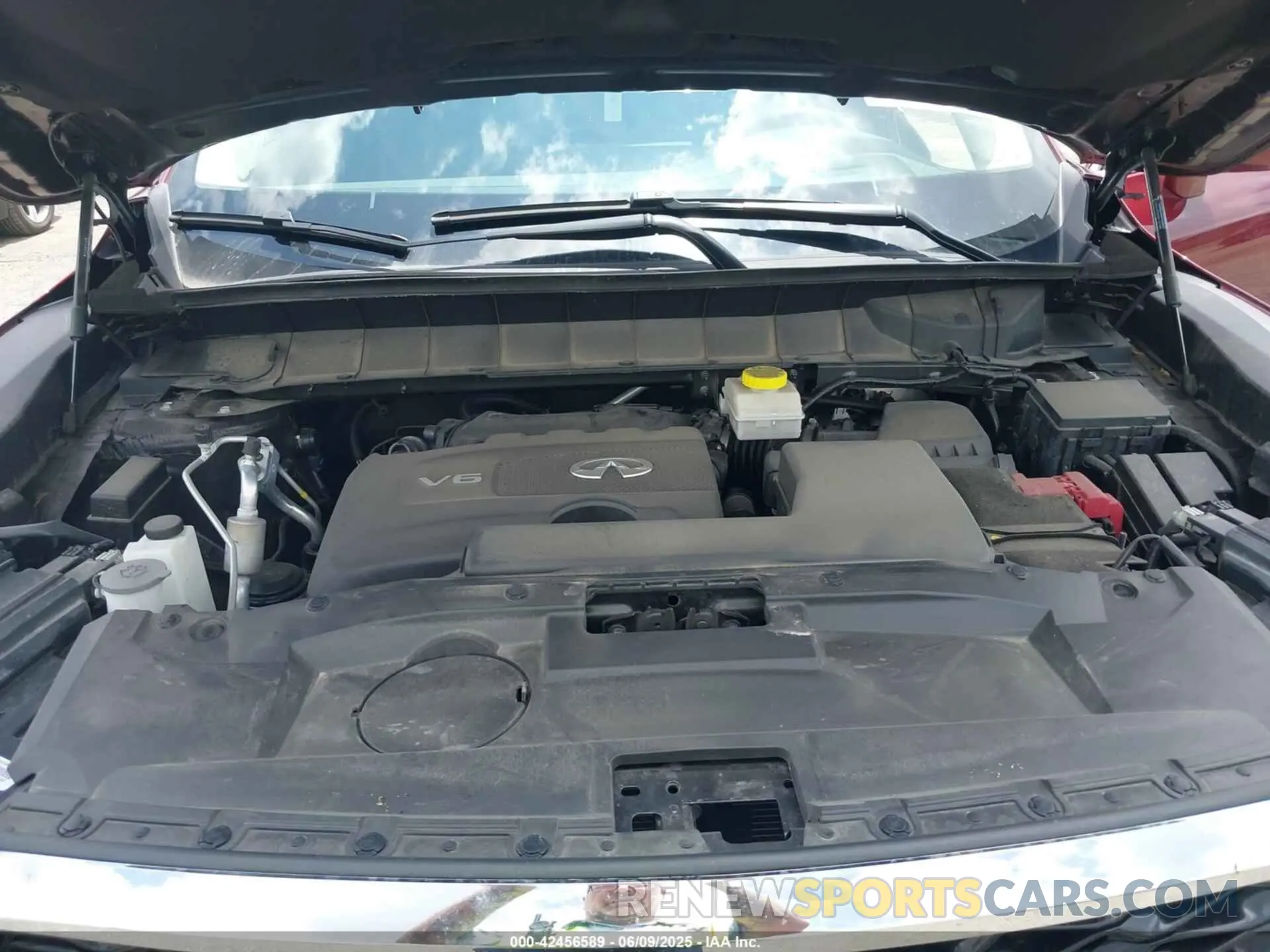 10 Photograph of a damaged car 5N1DL1FR9NC330743 INFINITI QX60 2022