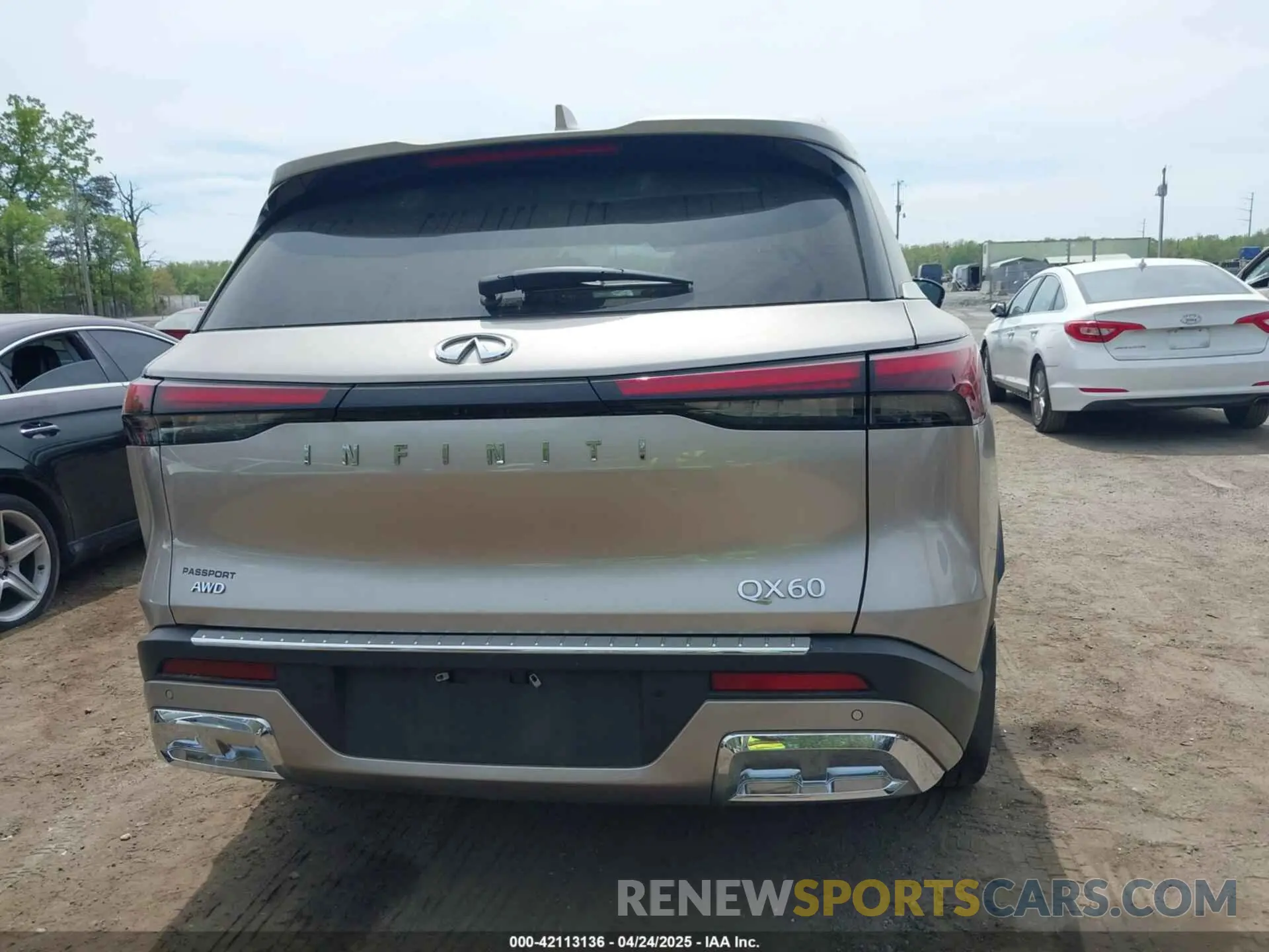 16 Photograph of a damaged car 5N1DL1GS7NC342925 INFINITI QX60 2022