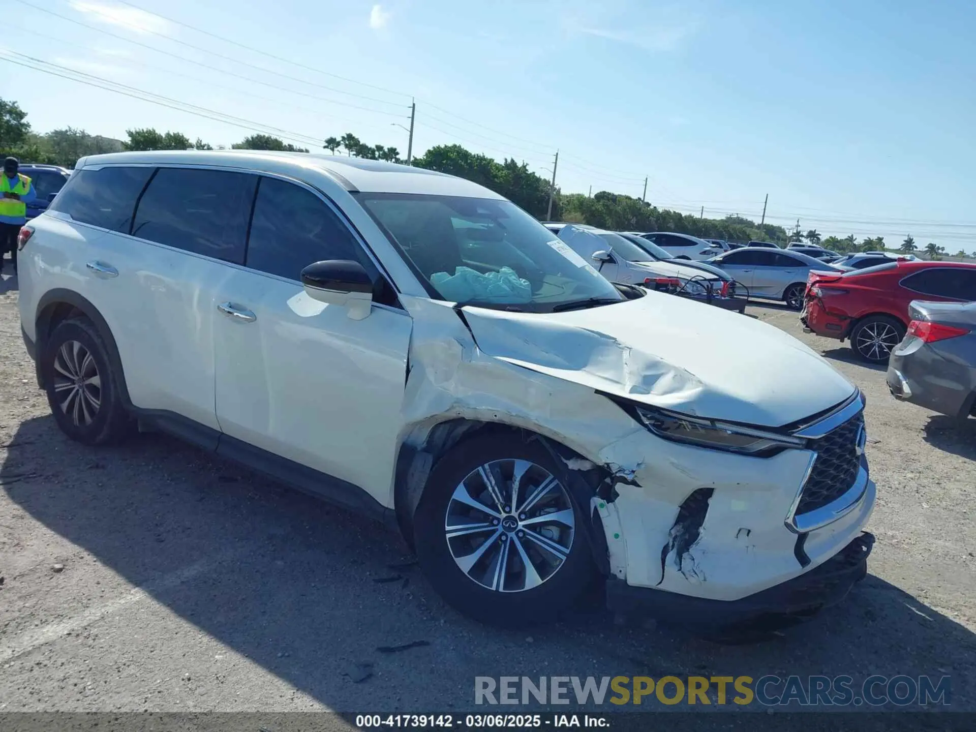 1 Фотография поврежденного автомобиля 5N1DL1ES0PC350192 INFINITI QX60 2023