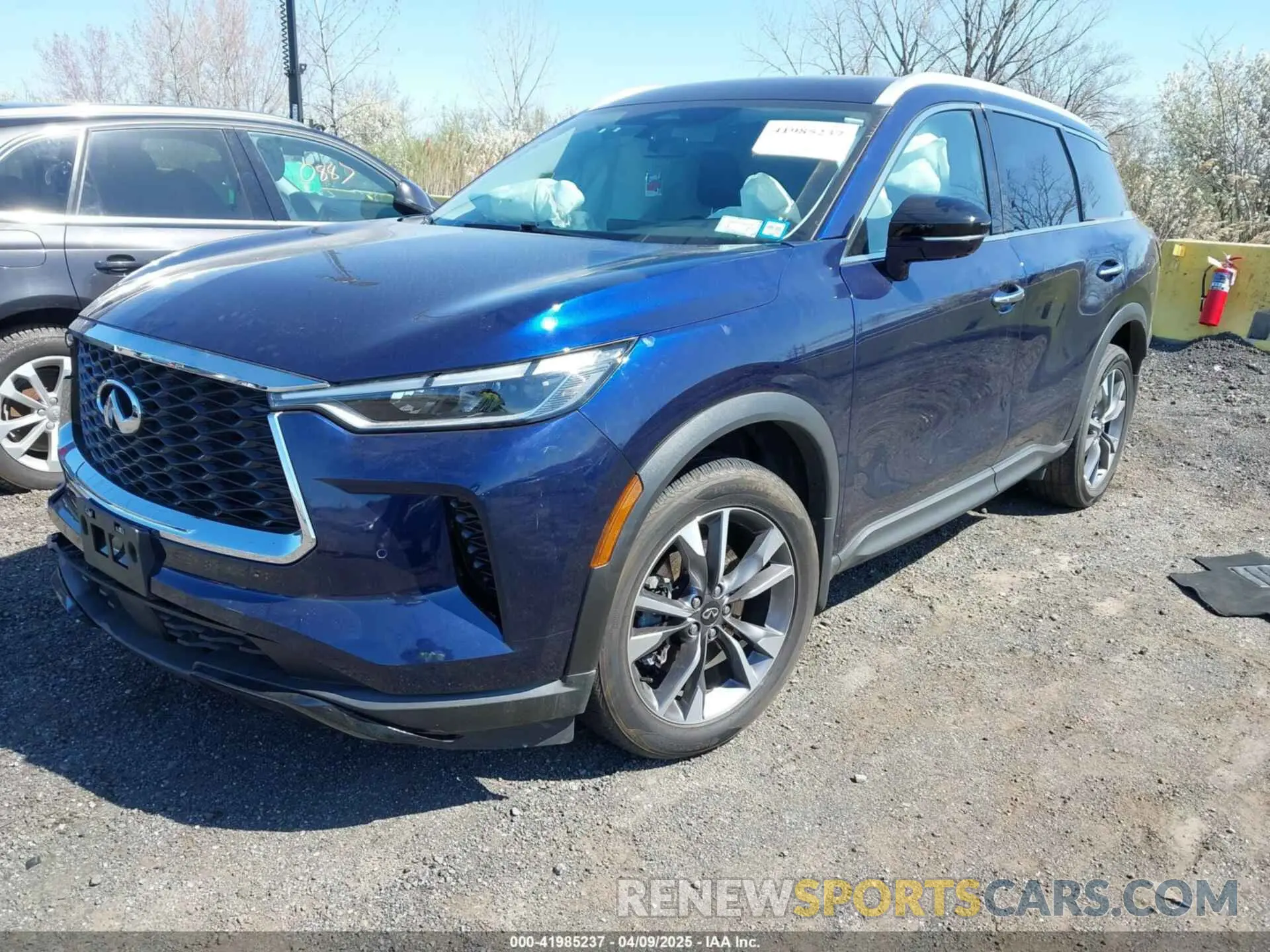 2 Photograph of a damaged car 5N1DL1FS3PC358124 INFINITI QX60 2023