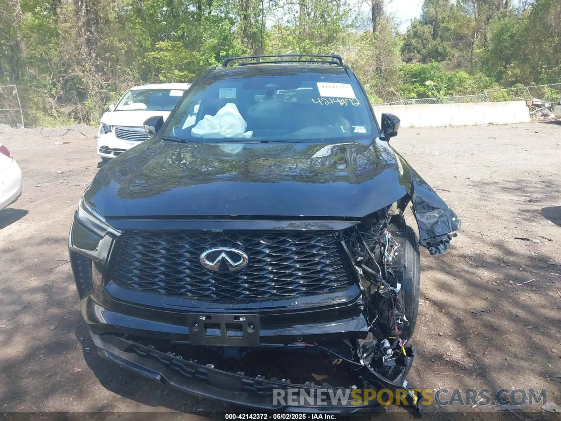 12 Photograph of a damaged car 5N1AL1FS8SC351486 INFINITI QX60 2025