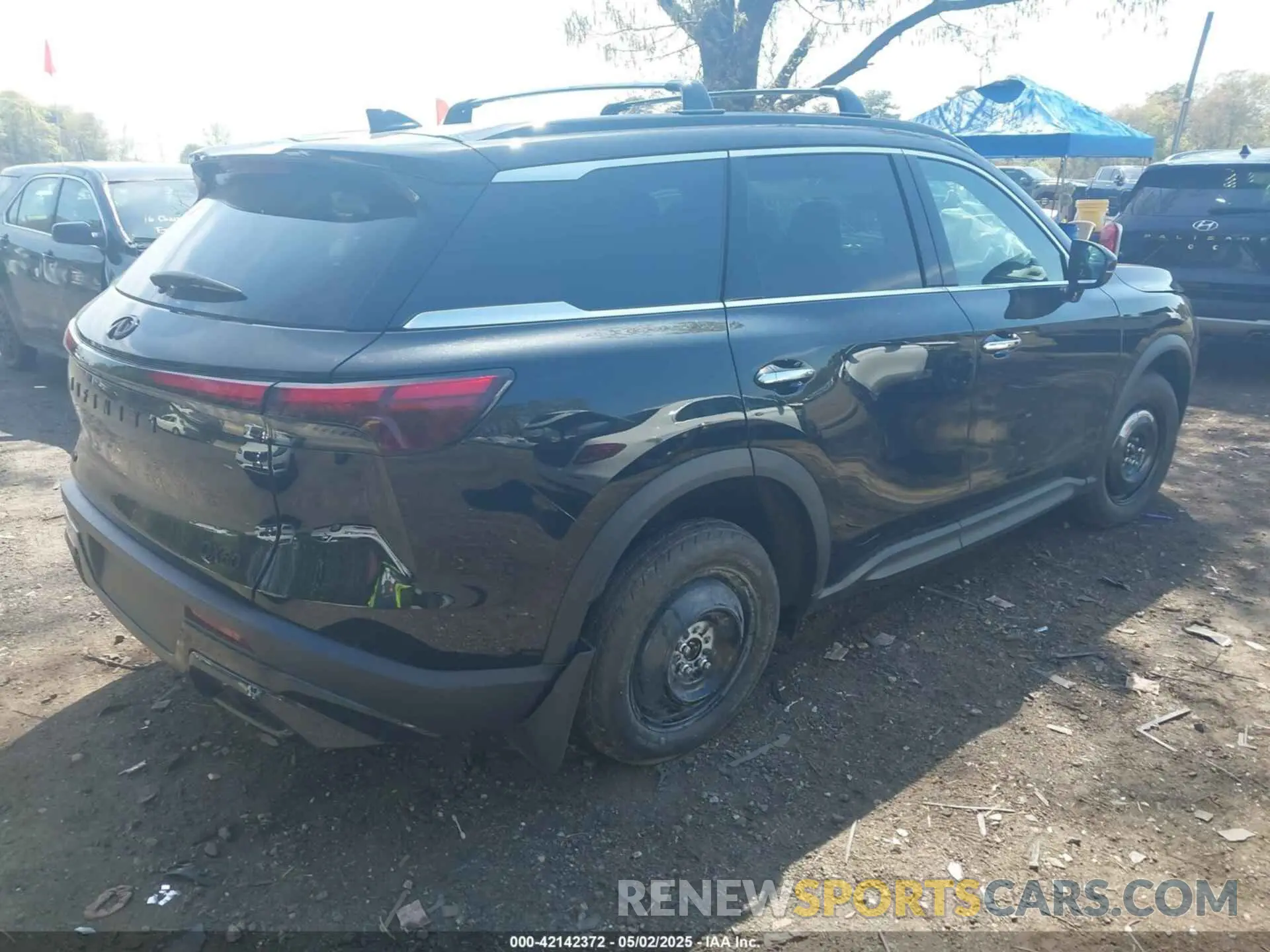 4 Photograph of a damaged car 5N1AL1FS8SC351486 INFINITI QX60 2025