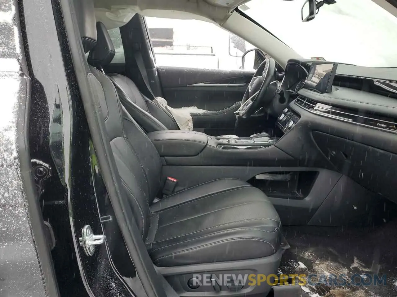 7 Photograph of a damaged car 5N1DL1ER6NC334184 INFINITI QX60 PURE 2022