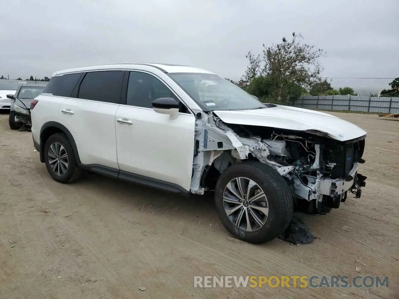 4 Photograph of a damaged car 5N1AL1ES6SC336308 INFINITI QX60 PURE 2025