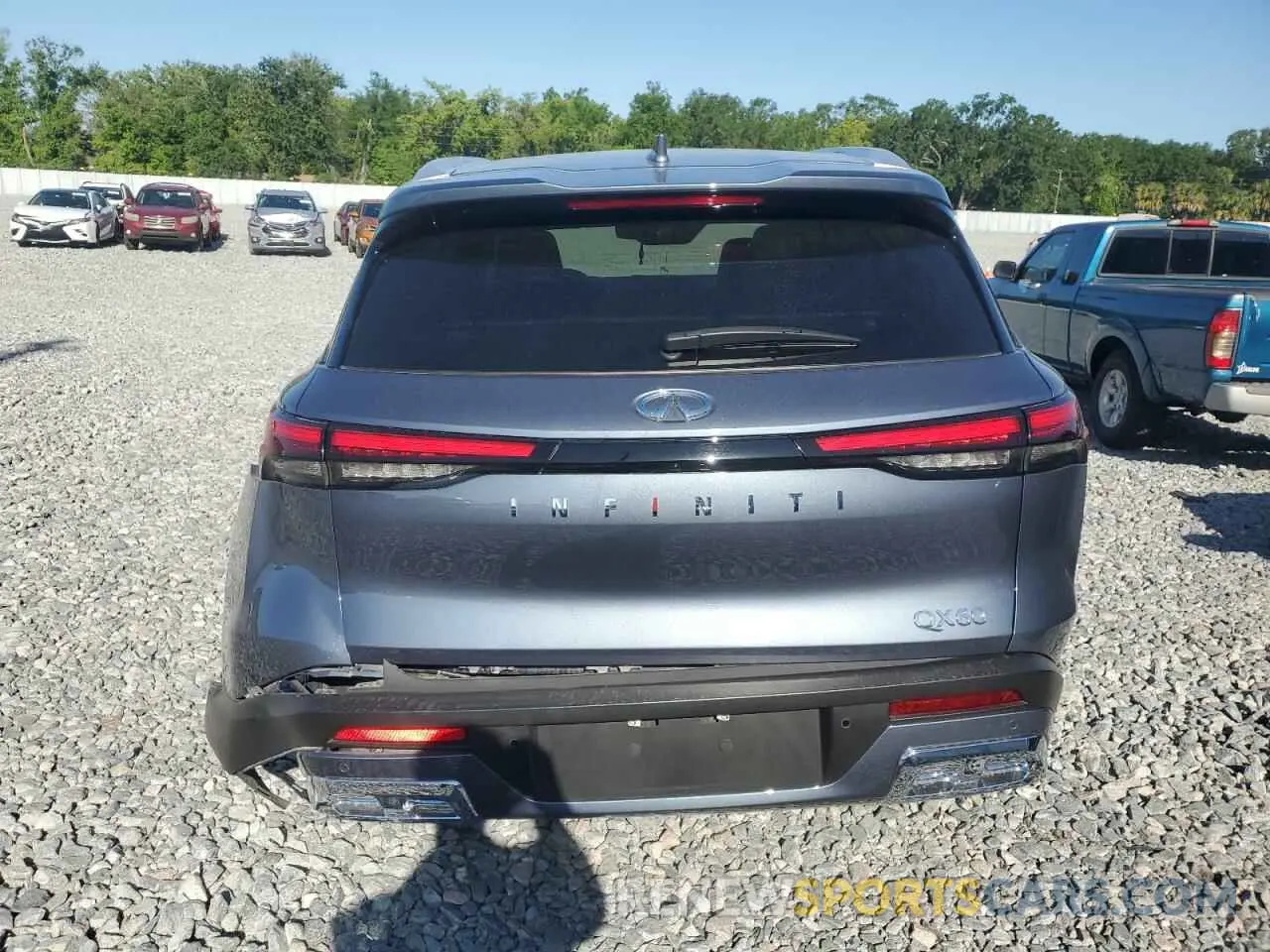 6 Photograph of a damaged car 5N1DL1GR4NC330938 INFINITI QX60 SENSO 2022