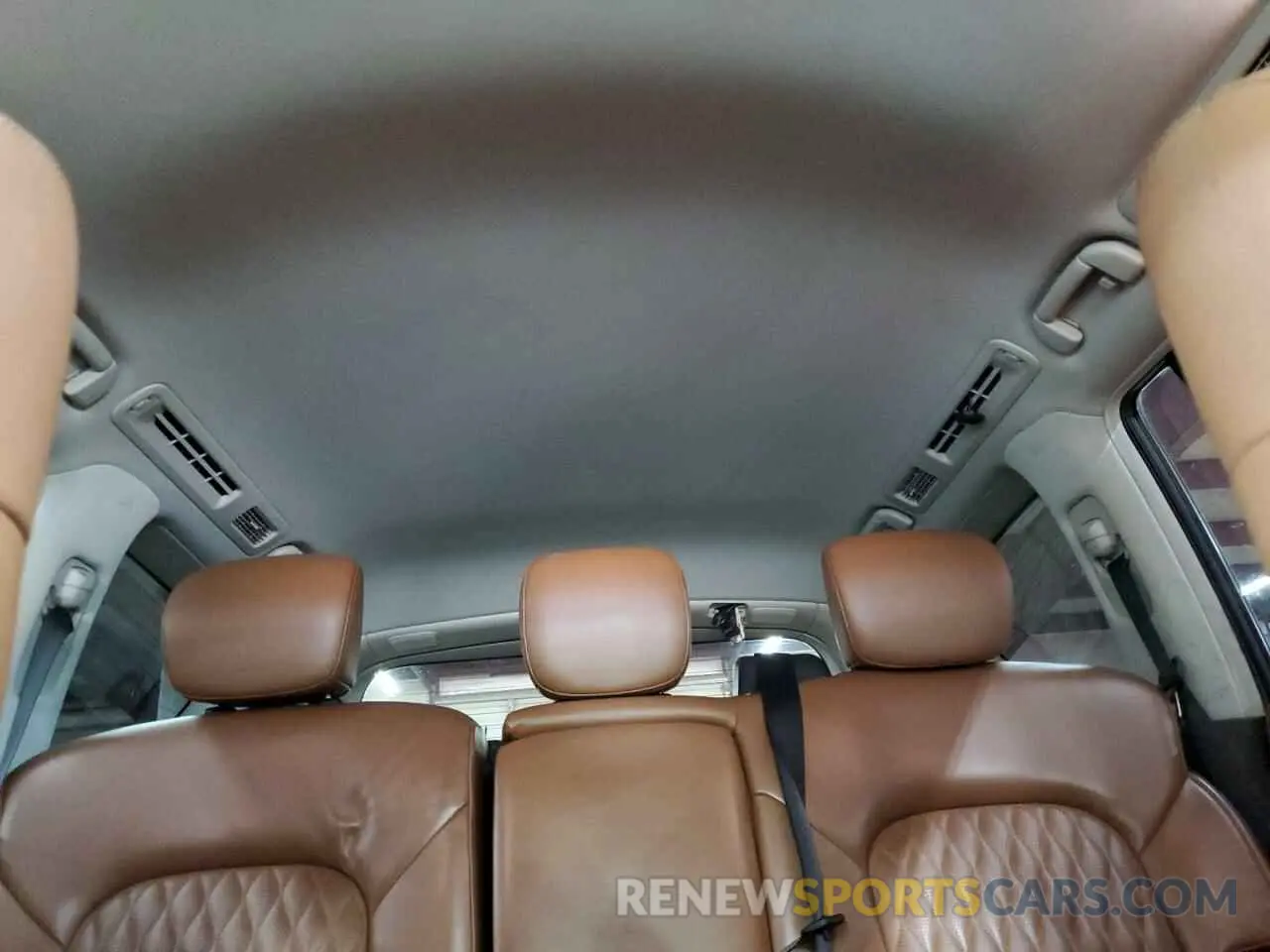 10 Photograph of a damaged car JN8AZ2NC0K9460111 INFINITI QX80 2019