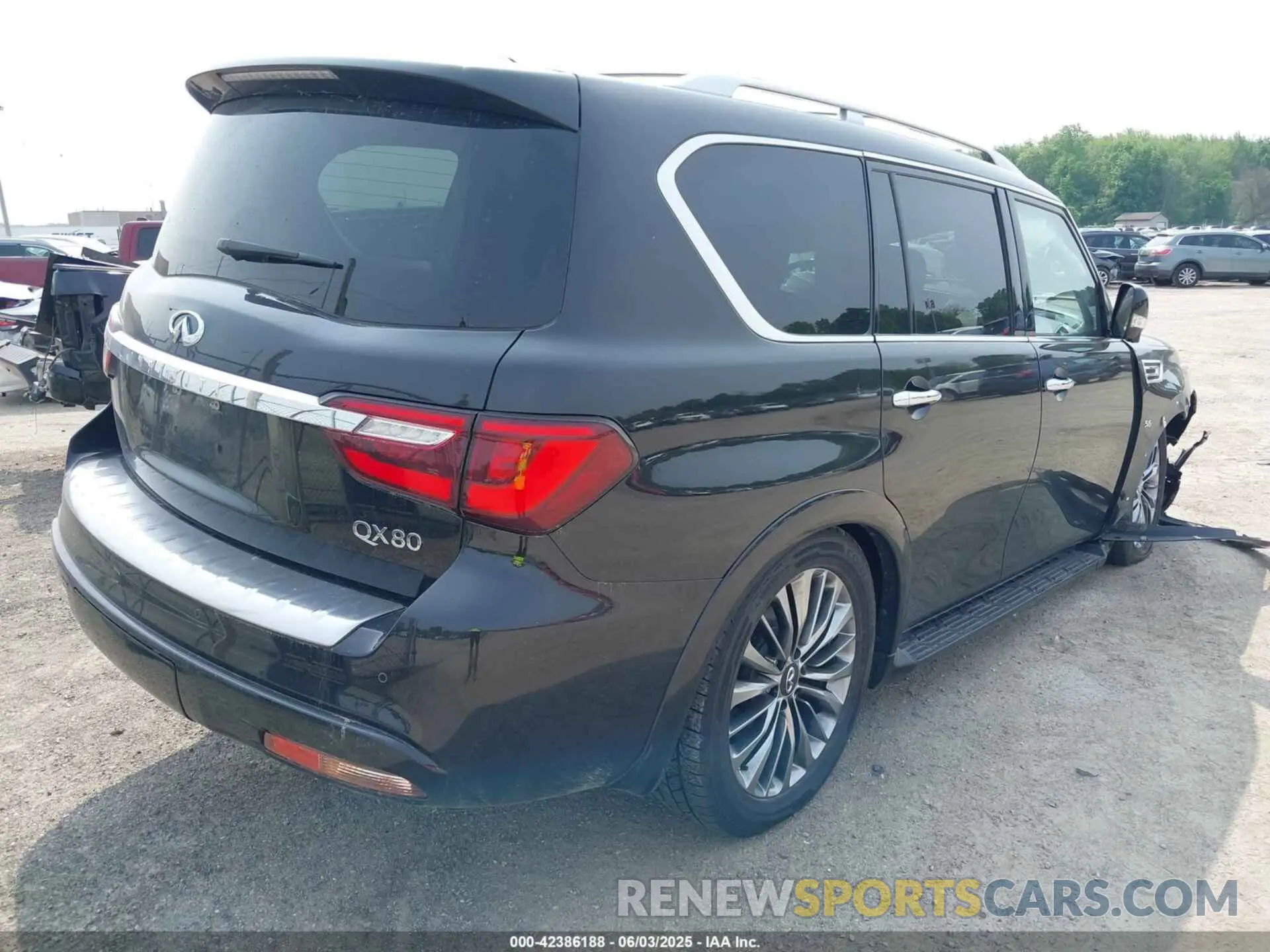 4 Photograph of a damaged car JN8AZ2NE3K9237269 INFINITI QX80 2019