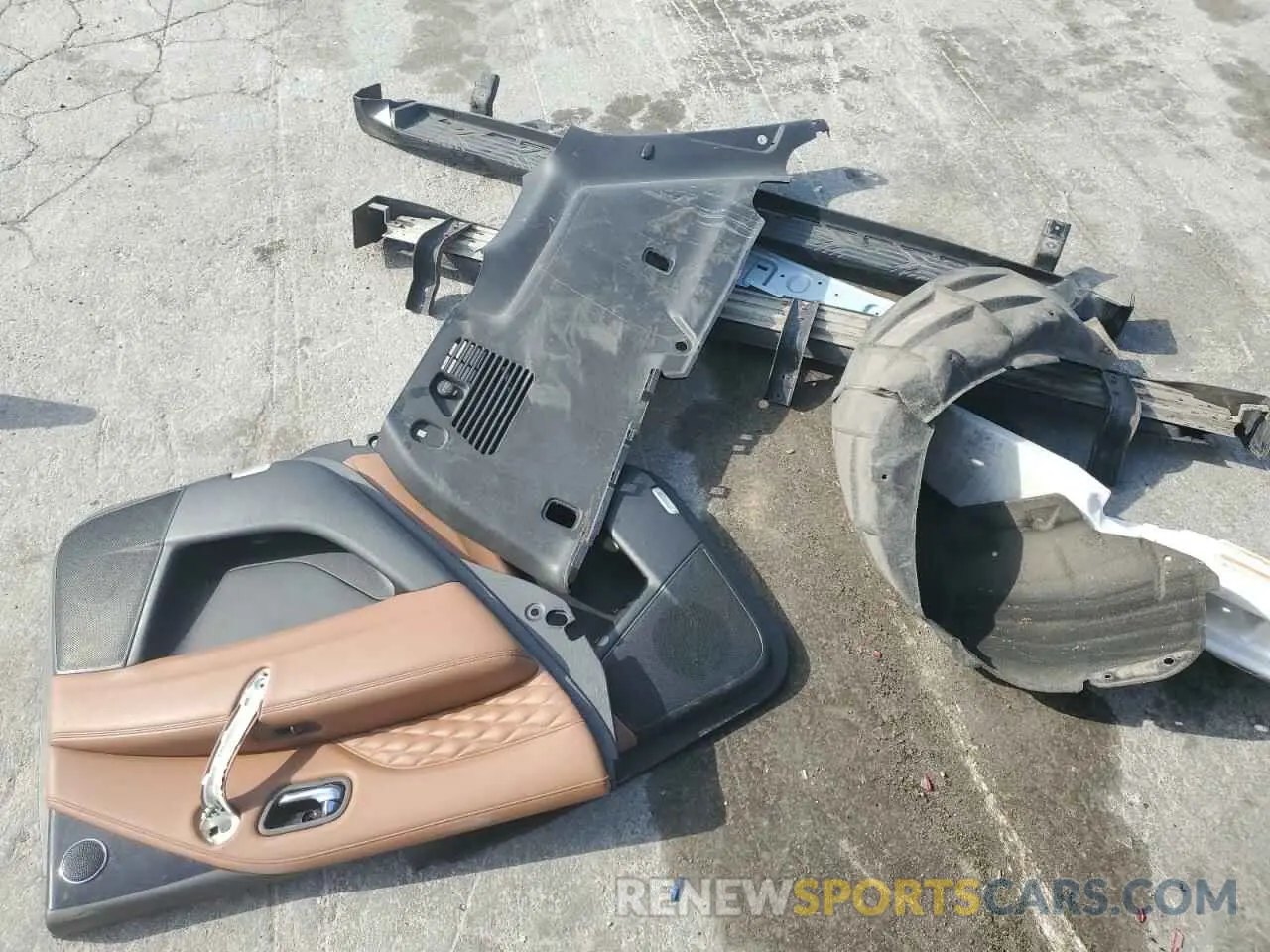 13 Photograph of a damaged car JN8AZ2NE4K9237538 INFINITI QX80 2019