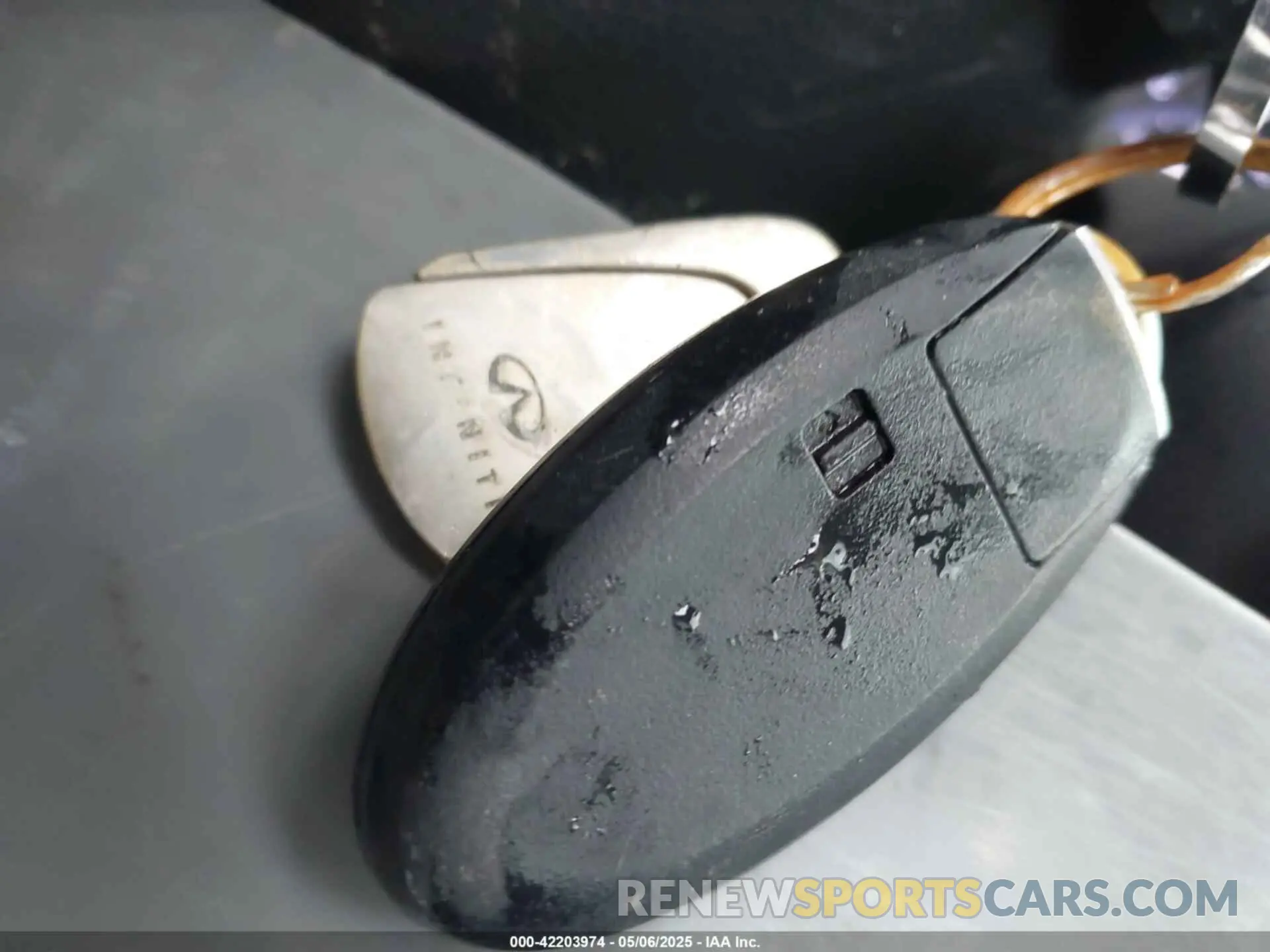 11 Photograph of a damaged car JN8AZ2NE9K9231220 INFINITI QX80 2019