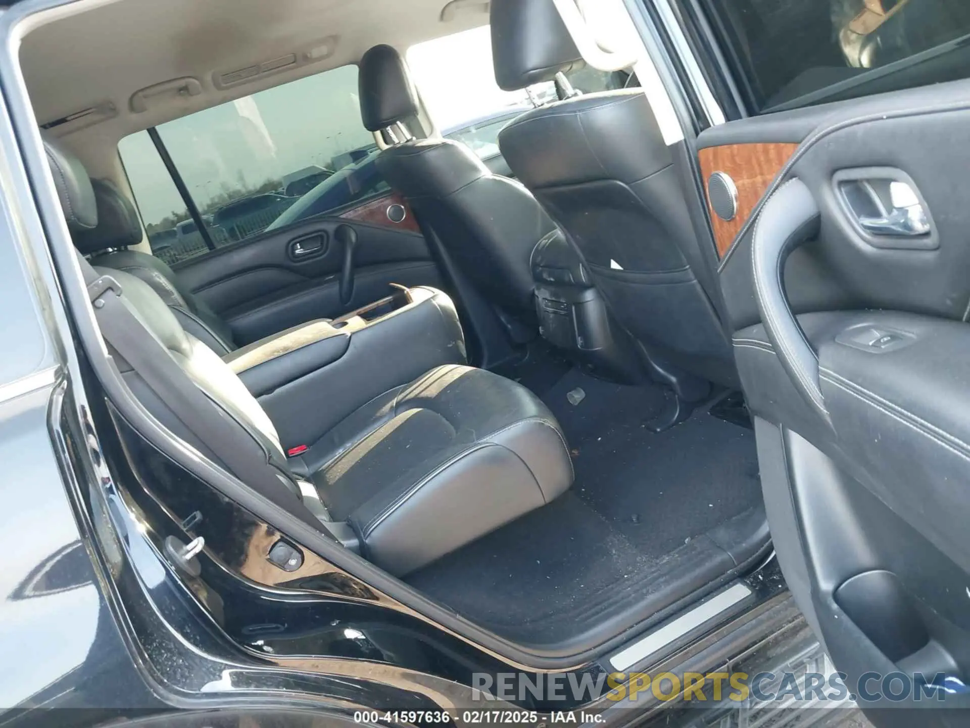 8 Photograph of a damaged car JN8AZ2NEXK9233090 INFINITI QX80 2019