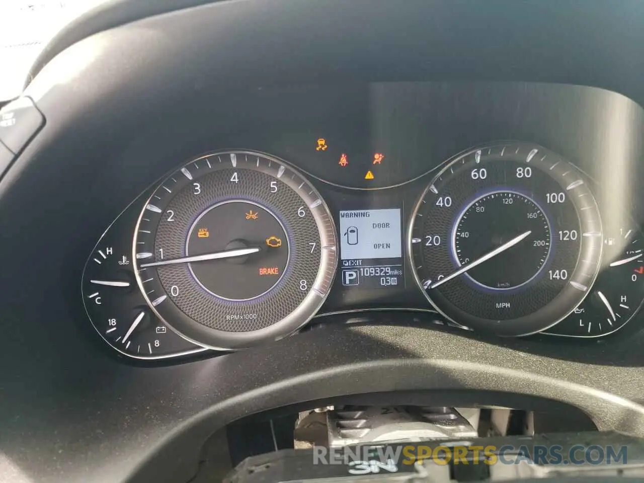 9 Photograph of a damaged car JN8AZ2NF0K9682268 INFINITI QX80 2019