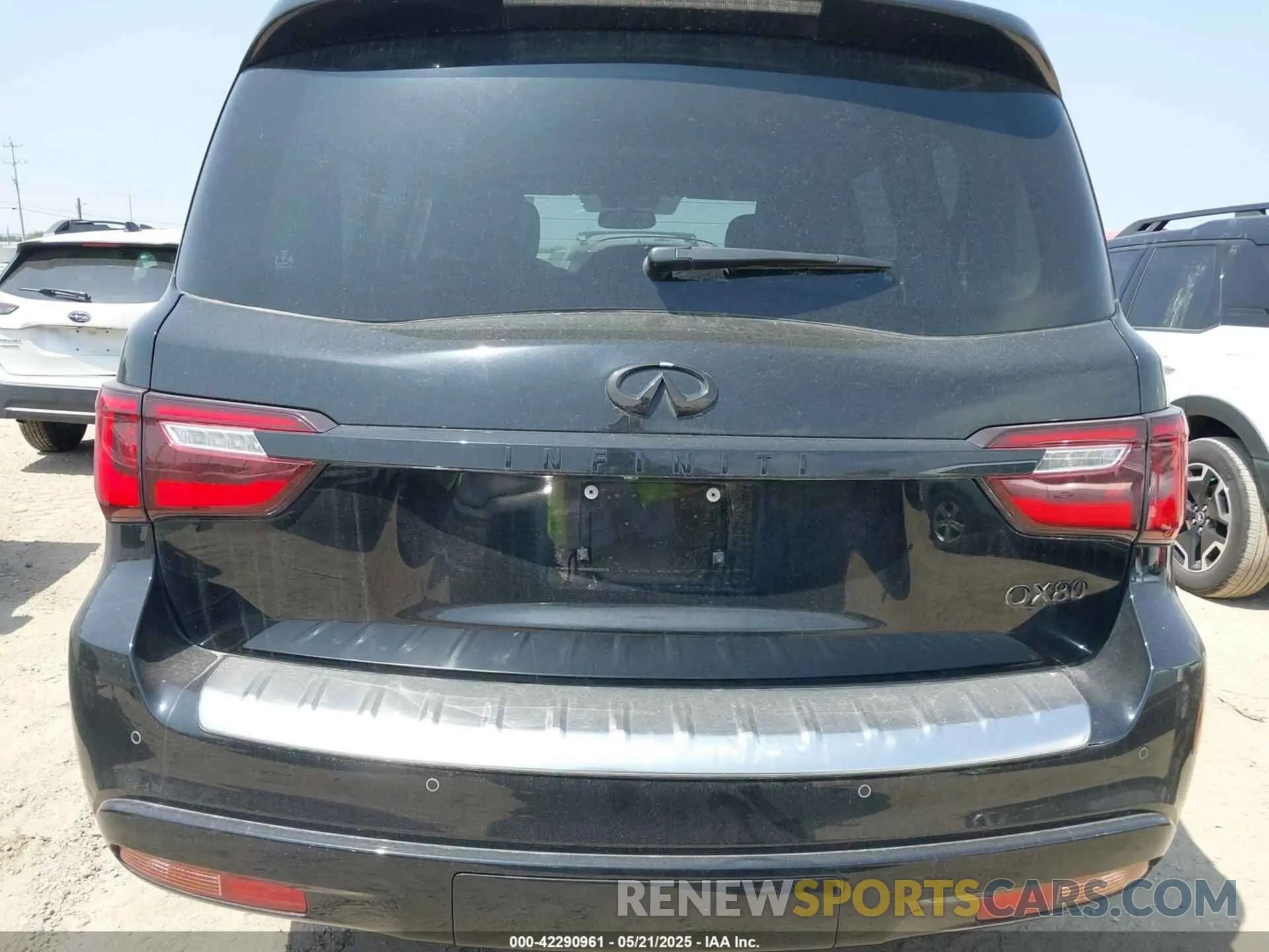 16 Фотография поврежденного автомобиля JN8AZ2NF0K9686692 INFINITI QX80 2019