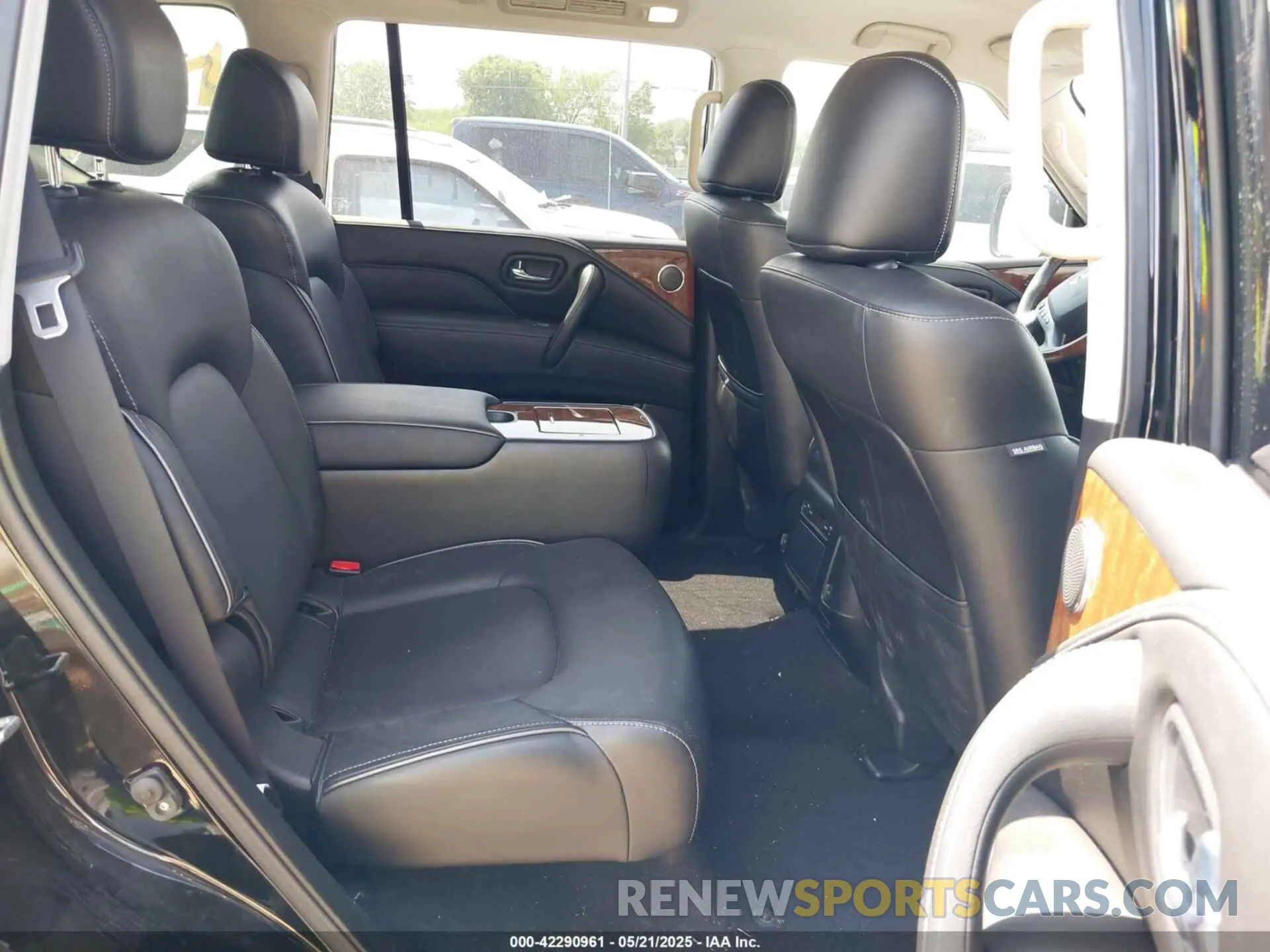 8 Фотография поврежденного автомобиля JN8AZ2NF0K9686692 INFINITI QX80 2019
