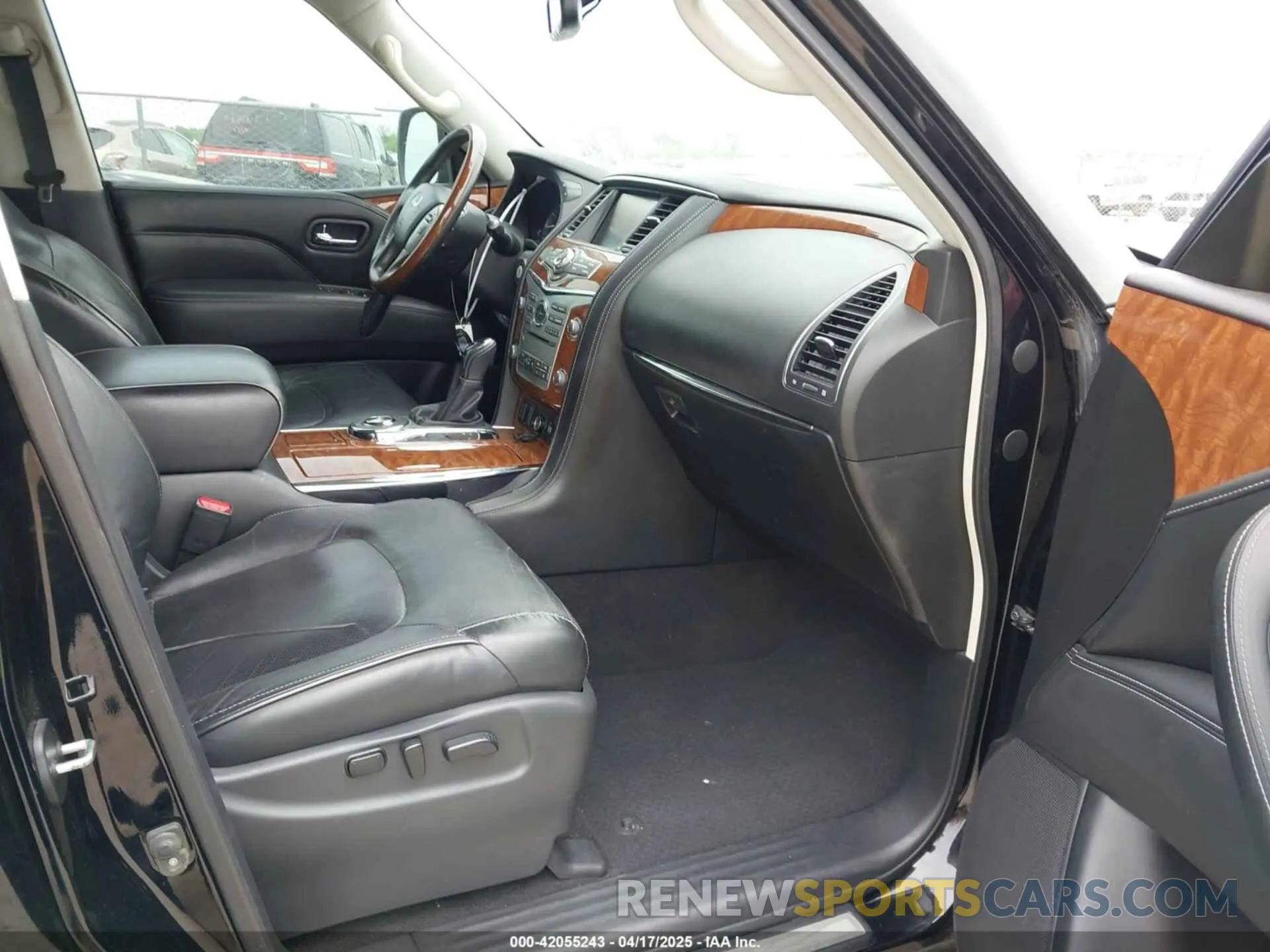 5 Фотография поврежденного автомобиля JN8AZ2NF1K9680402 INFINITI QX80 2019