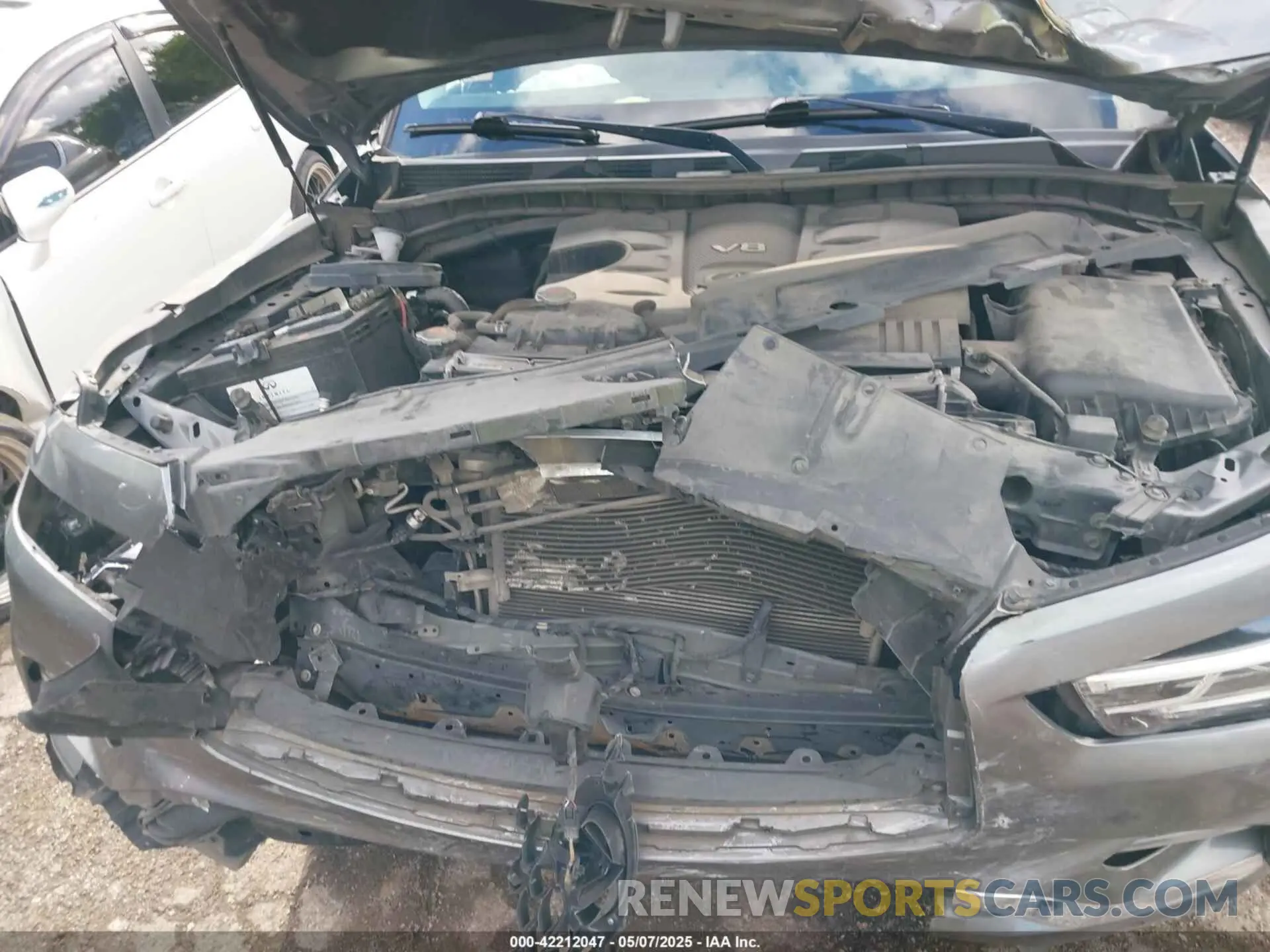 10 Фотография поврежденного автомобиля JN8AZ2NF2K9684426 INFINITI QX80 2019