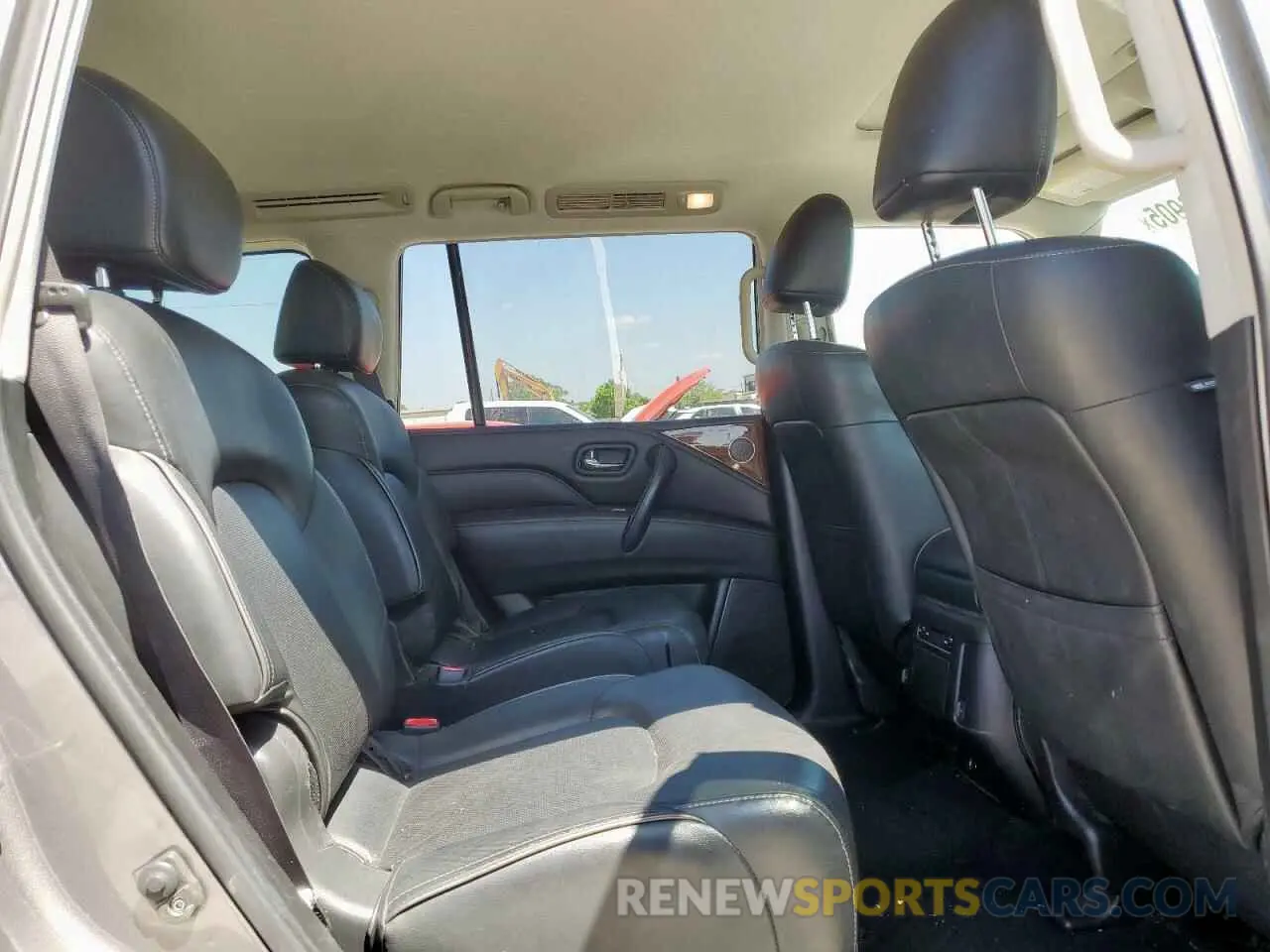 11 Photograph of a damaged car JN8AZ2NF2K9688380 INFINITI QX80 2019