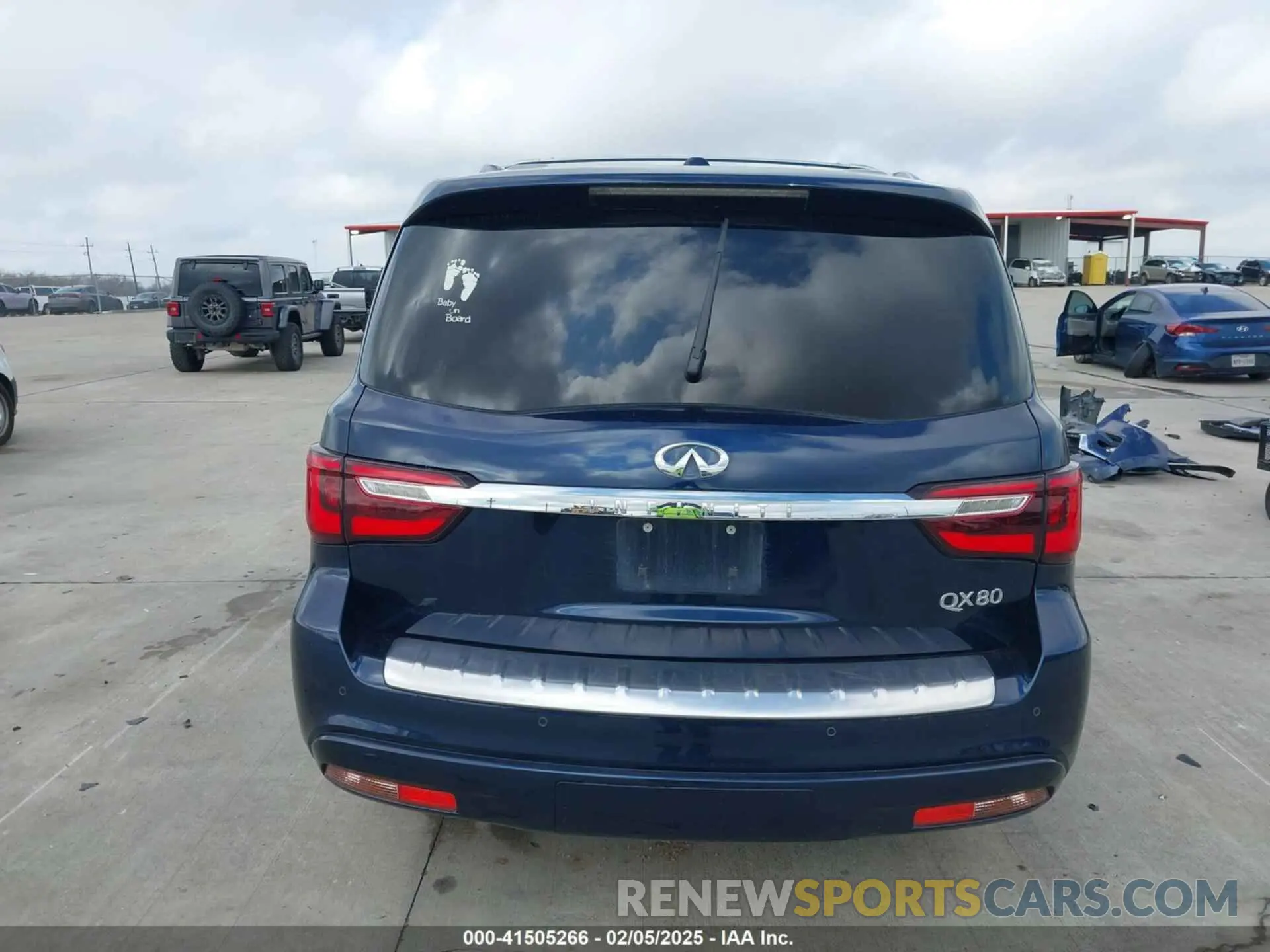 15 Photograph of a damaged car JN8AZ2NF5K9682654 INFINITI QX80 2019