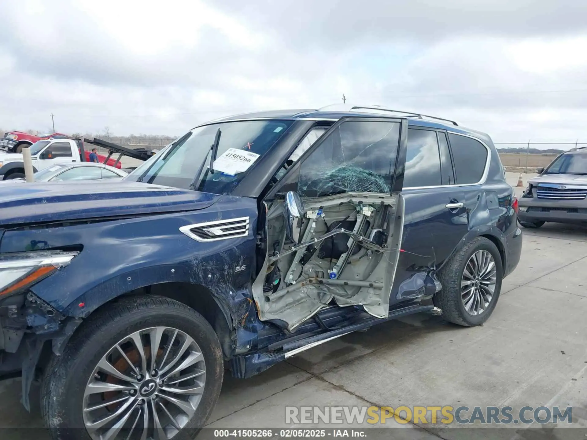6 Photograph of a damaged car JN8AZ2NF5K9682654 INFINITI QX80 2019