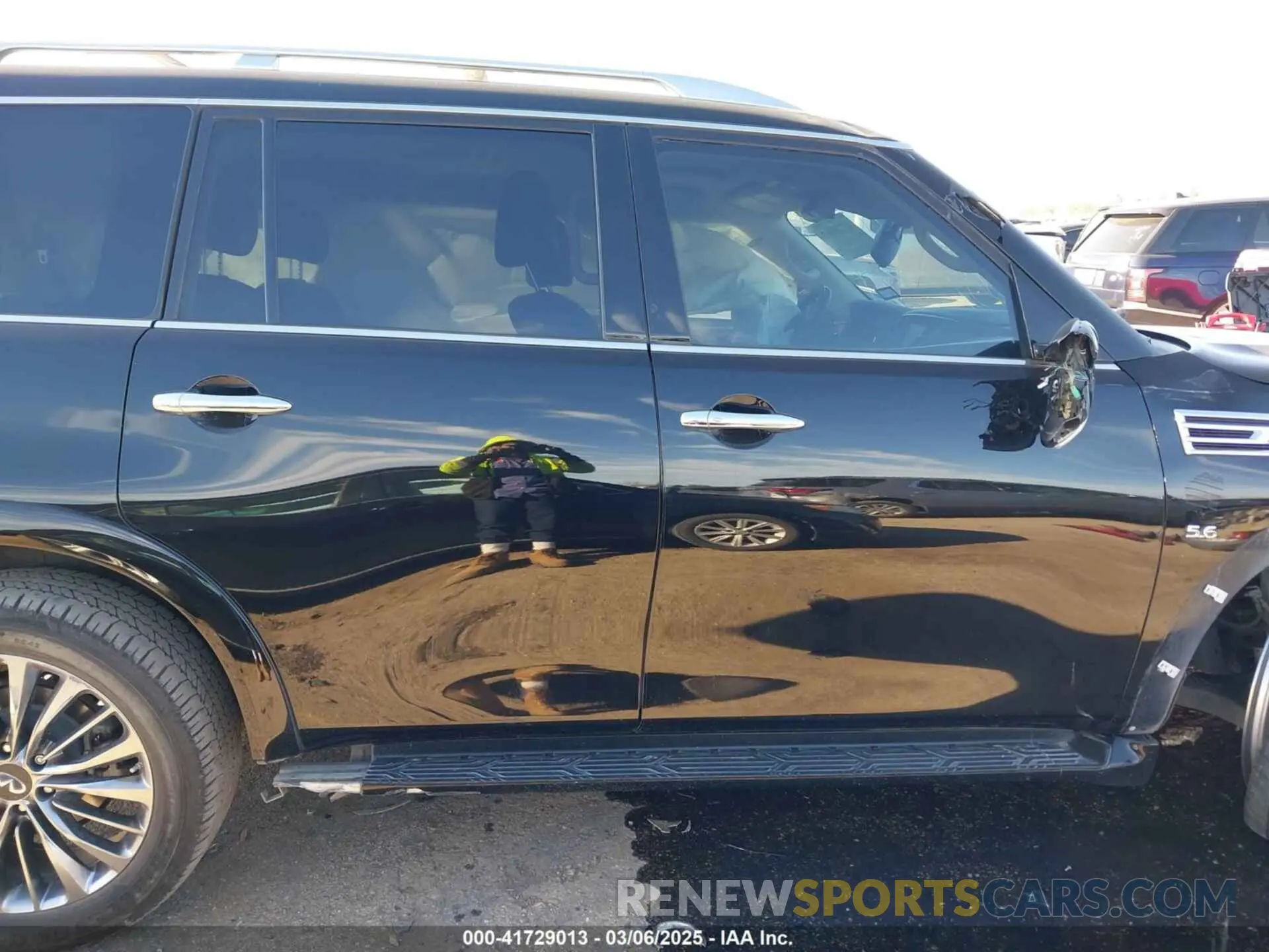 13 Photograph of a damaged car JN8AZ2NF5K9689409 INFINITI QX80 2019