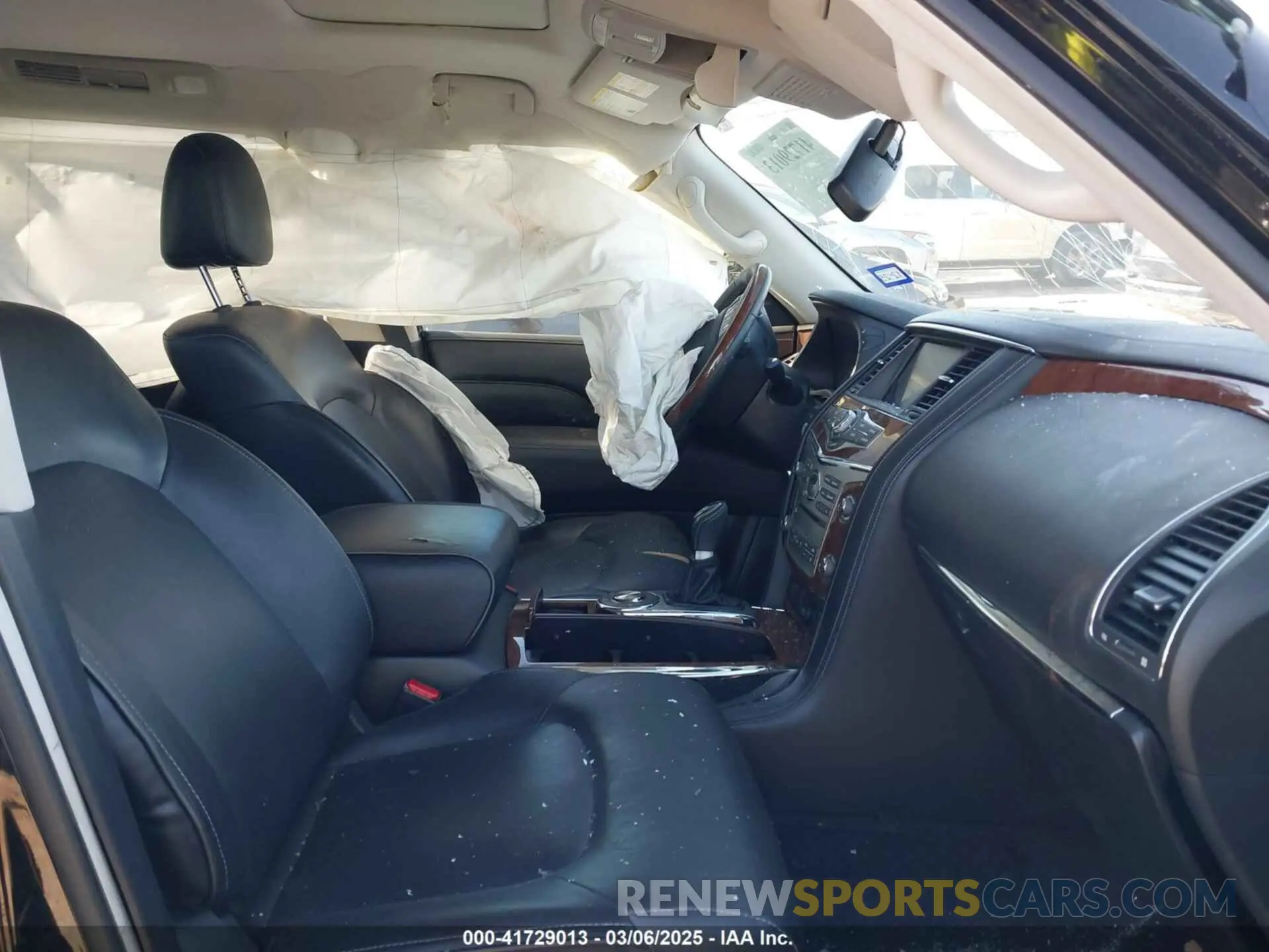 5 Photograph of a damaged car JN8AZ2NF5K9689409 INFINITI QX80 2019