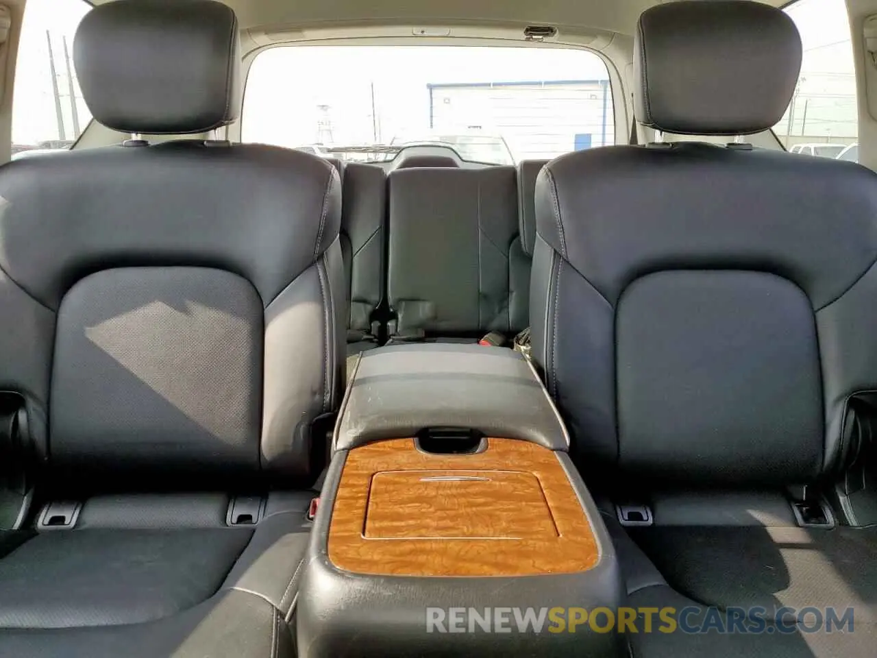 10 Photograph of a damaged car JN8AZ2NF9K9683290 INFINITI QX80 2019