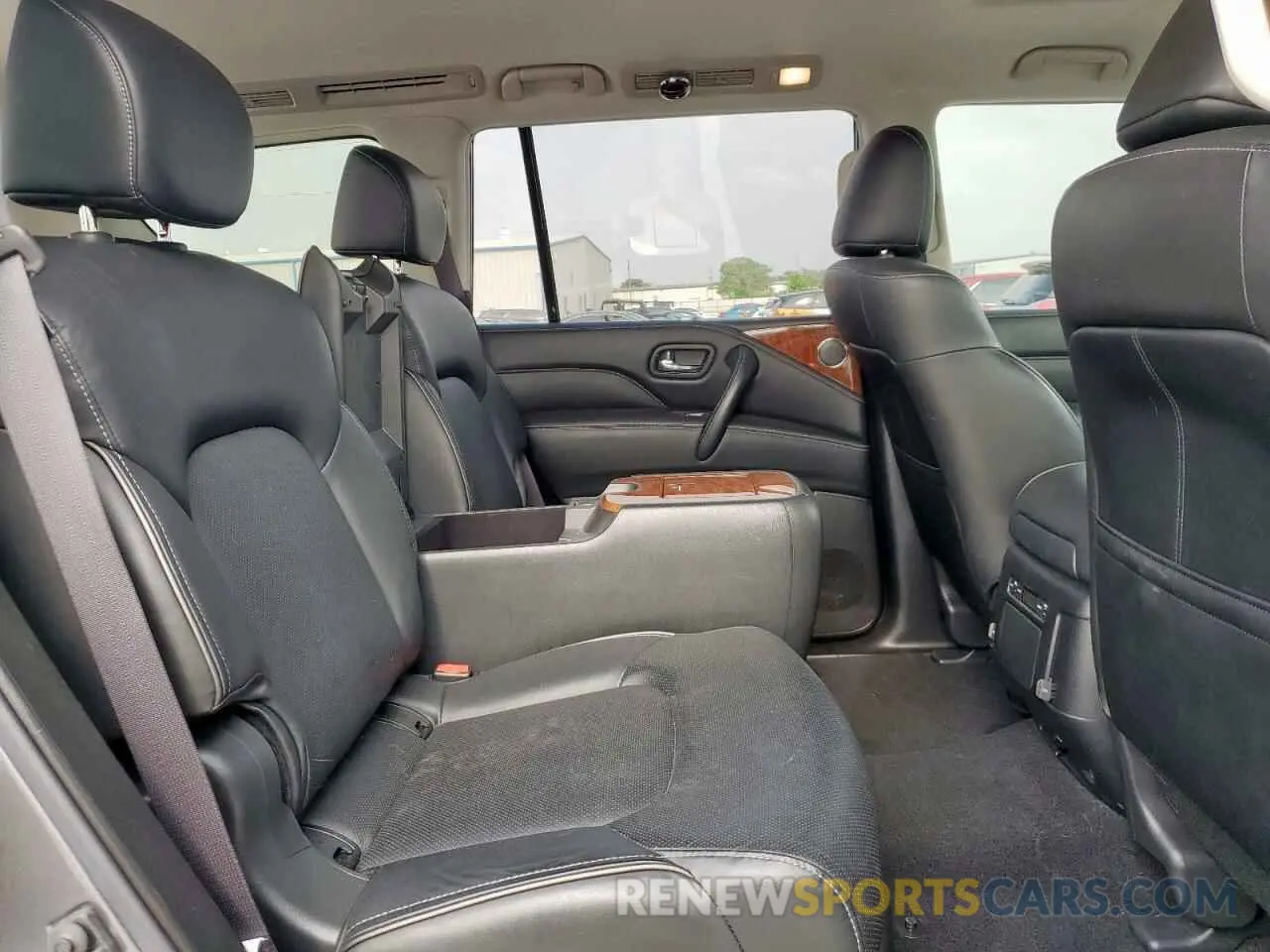 11 Photograph of a damaged car JN8AZ2NF9K9683290 INFINITI QX80 2019