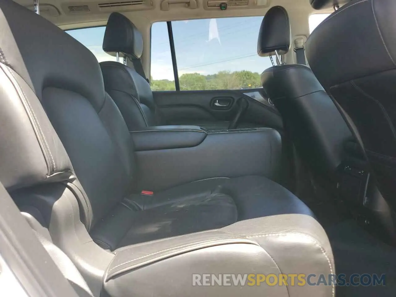 10 Photograph of a damaged car JN8AZ2NE0L9254130 INFINITI QX80 2020
