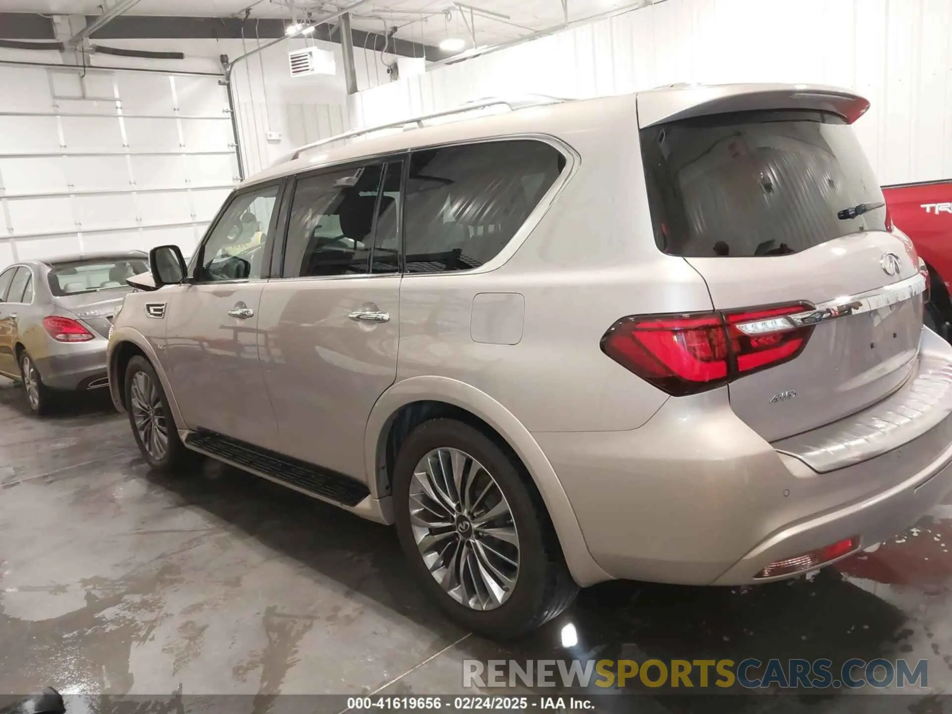15 Фотография поврежденного автомобиля JN8AZ2NE5L9256357 INFINITI QX80 2020