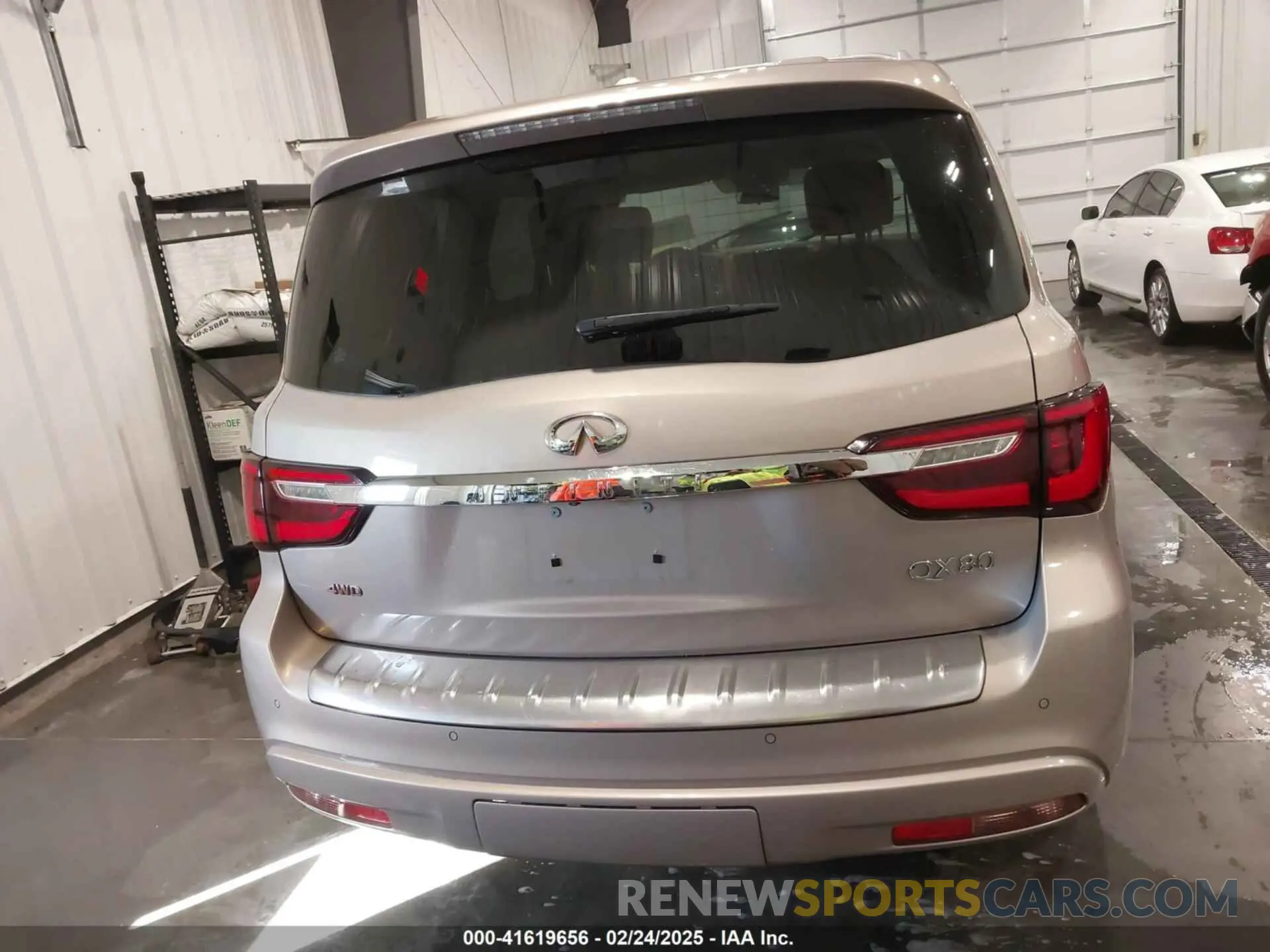 17 Фотография поврежденного автомобиля JN8AZ2NE5L9256357 INFINITI QX80 2020
