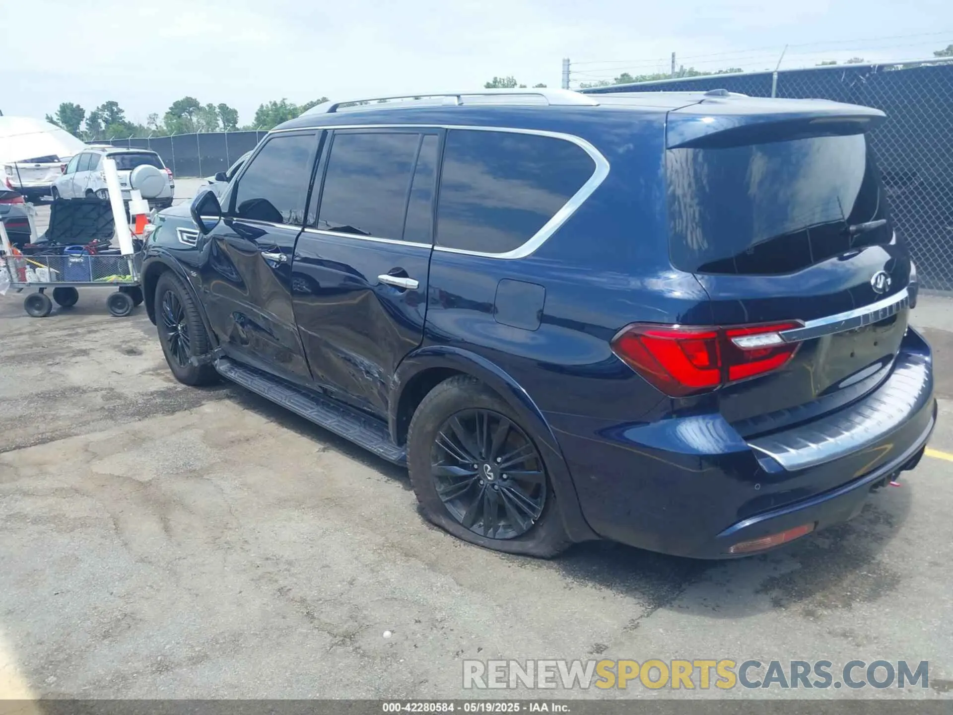 3 Photograph of a damaged car JN8AZ2NF4L9704435 INFINITI QX80 2020