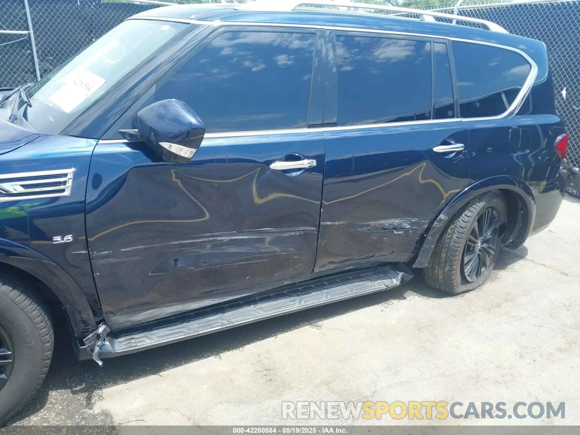 6 Photograph of a damaged car JN8AZ2NF4L9704435 INFINITI QX80 2020