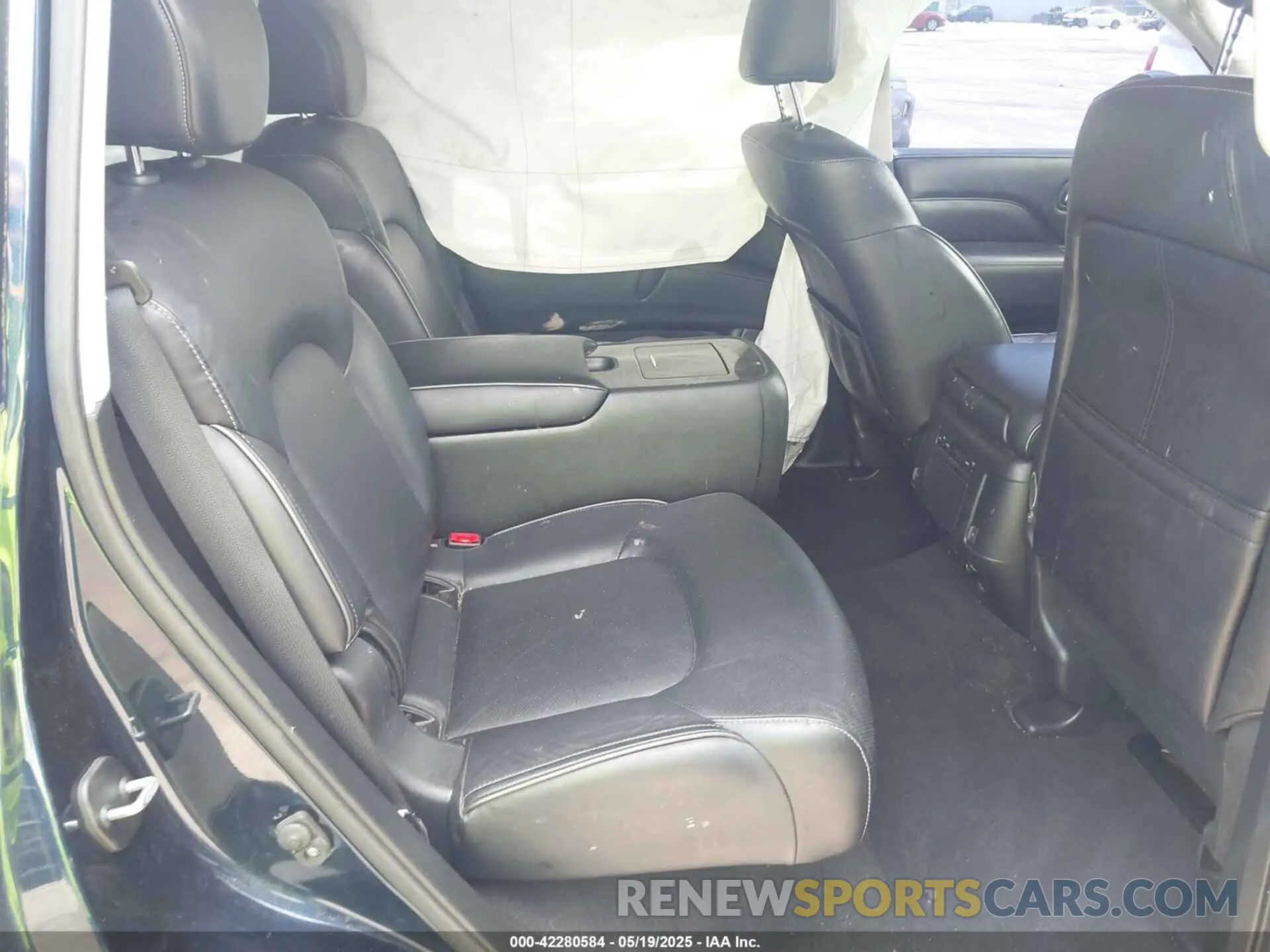 8 Photograph of a damaged car JN8AZ2NF4L9704435 INFINITI QX80 2020