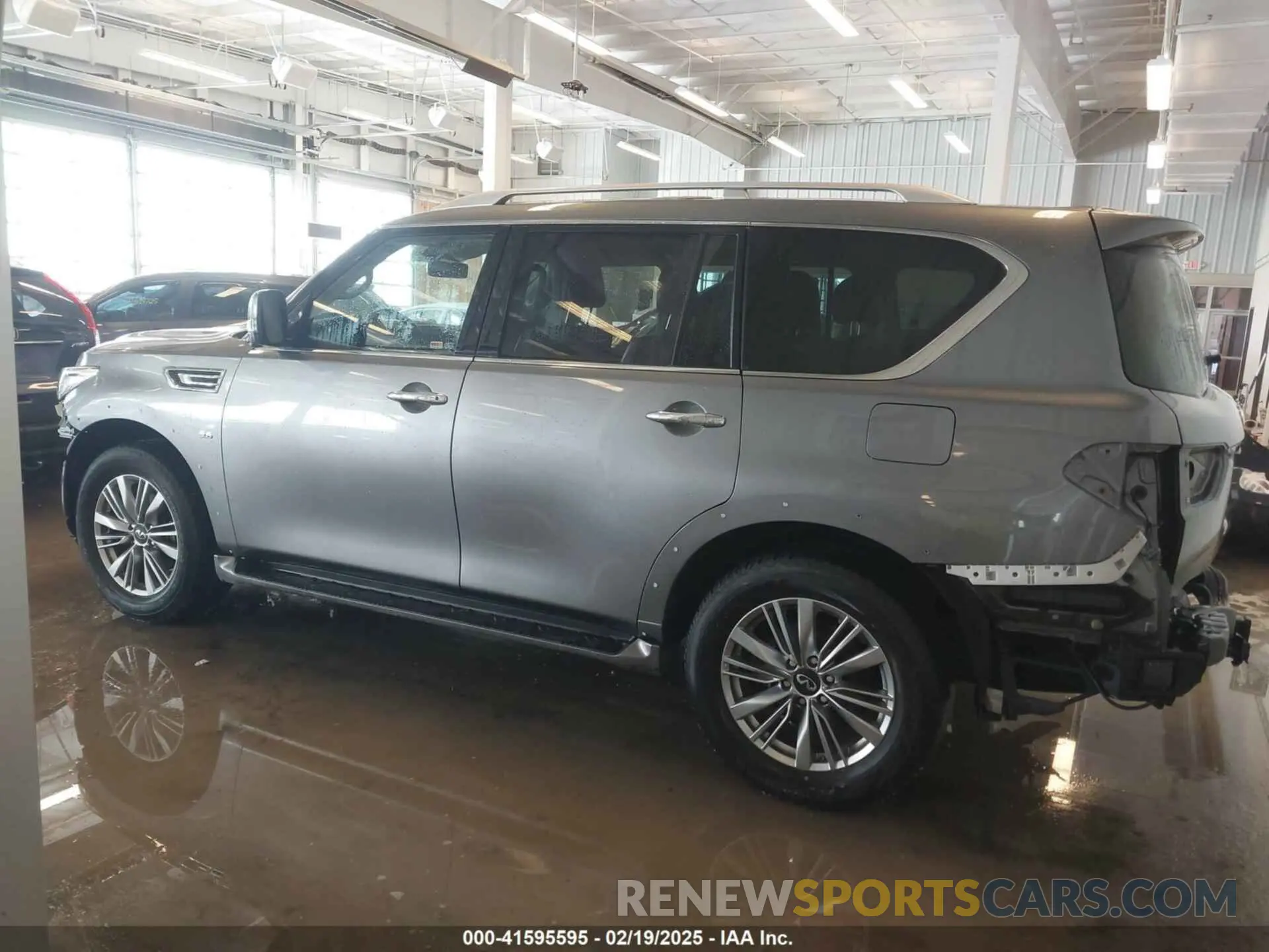 15 Фотография поврежденного автомобиля JN8AZ2NF6L9704002 INFINITI QX80 2020