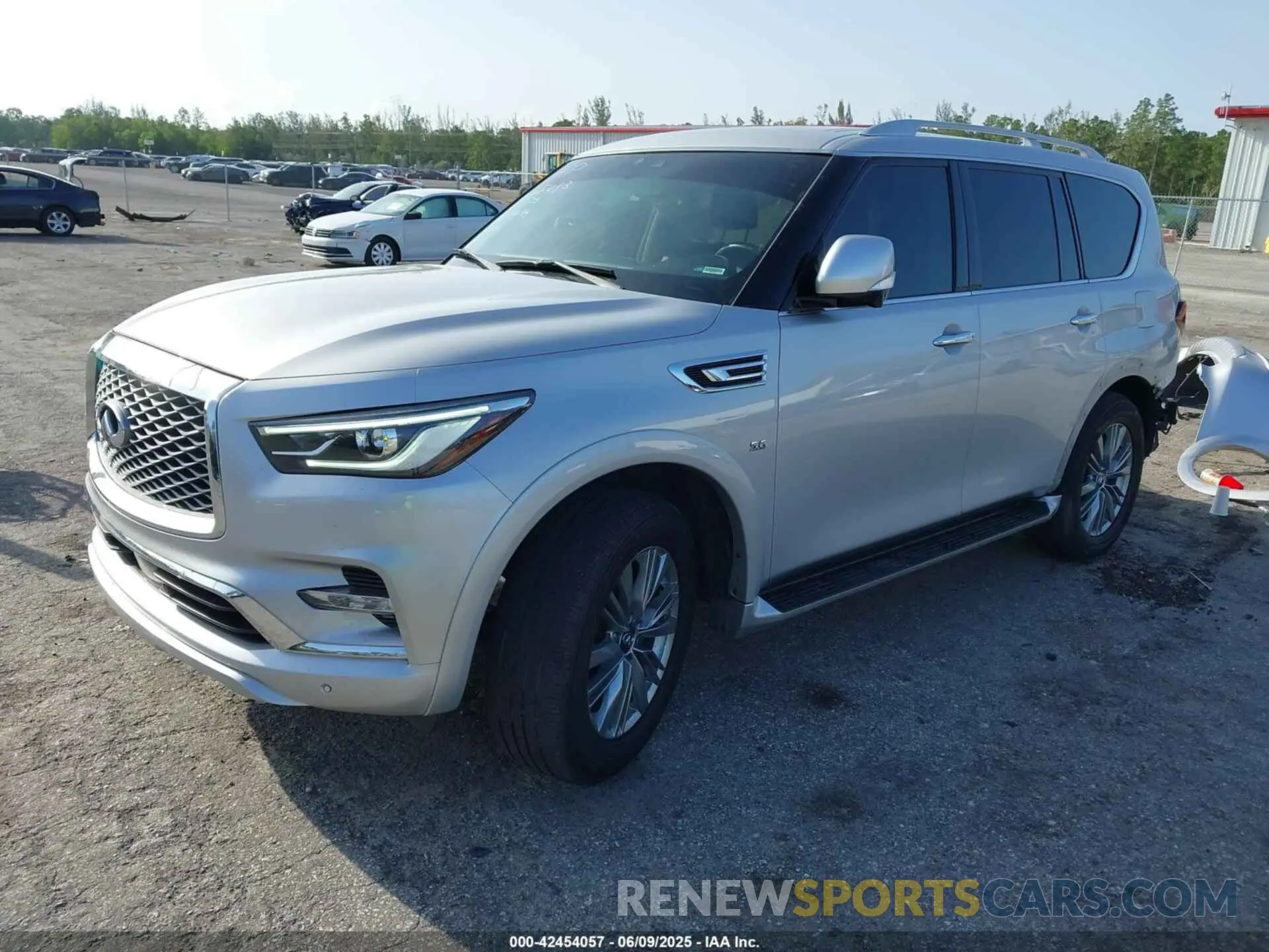 2 Фотография поврежденного автомобиля JN8AZ2NF8L9704194 INFINITI QX80 2020