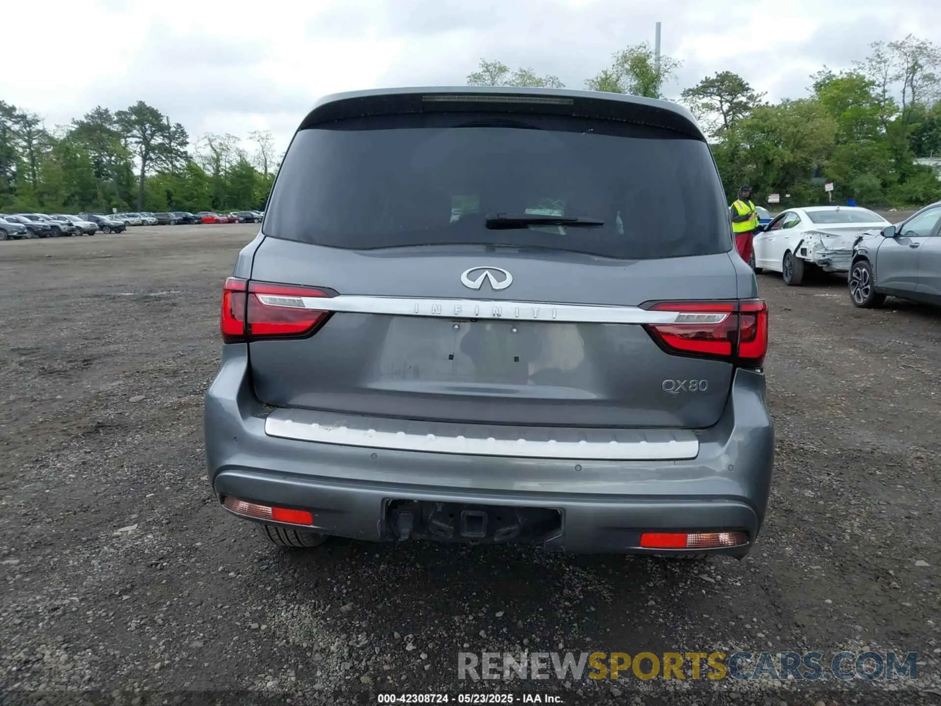 16 Photograph of a damaged car JN8AZ2AD7M9861561 INFINITI QX80 2021