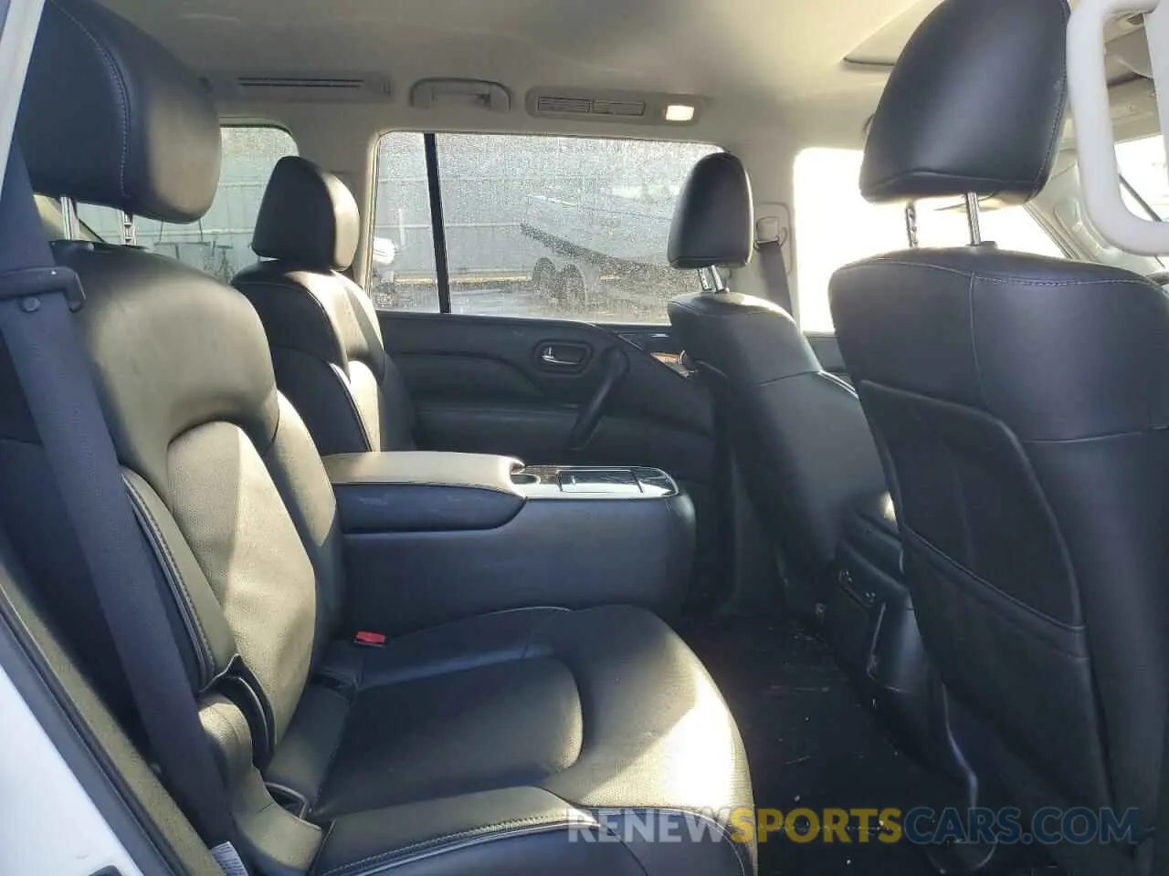 11 Фотография поврежденного автомобиля JN8AZ2AE3M9270426 INFINITI QX80 2021