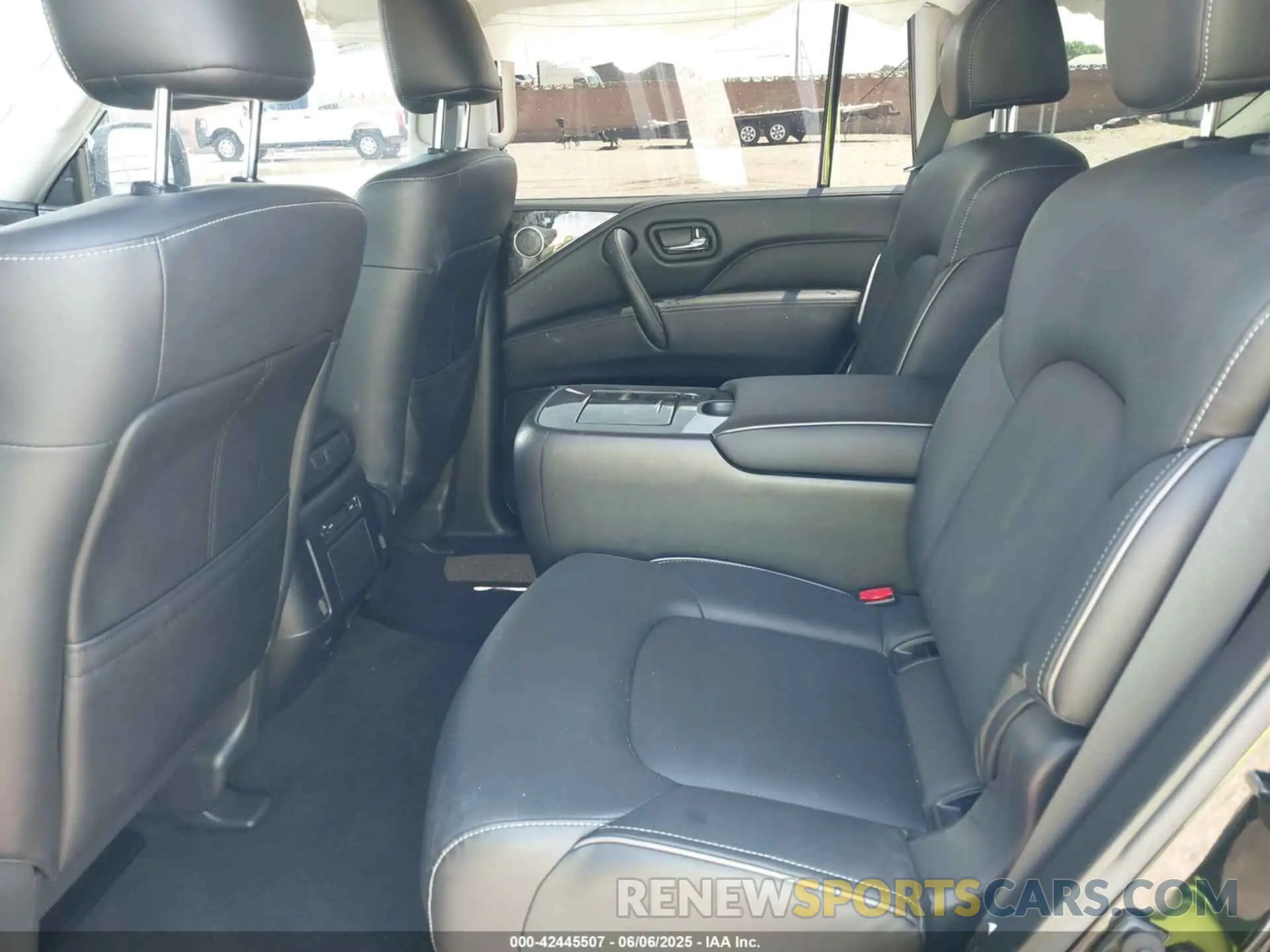 8 Фотография поврежденного автомобиля JN8AZ2AF2M9719832 INFINITI QX80 2021