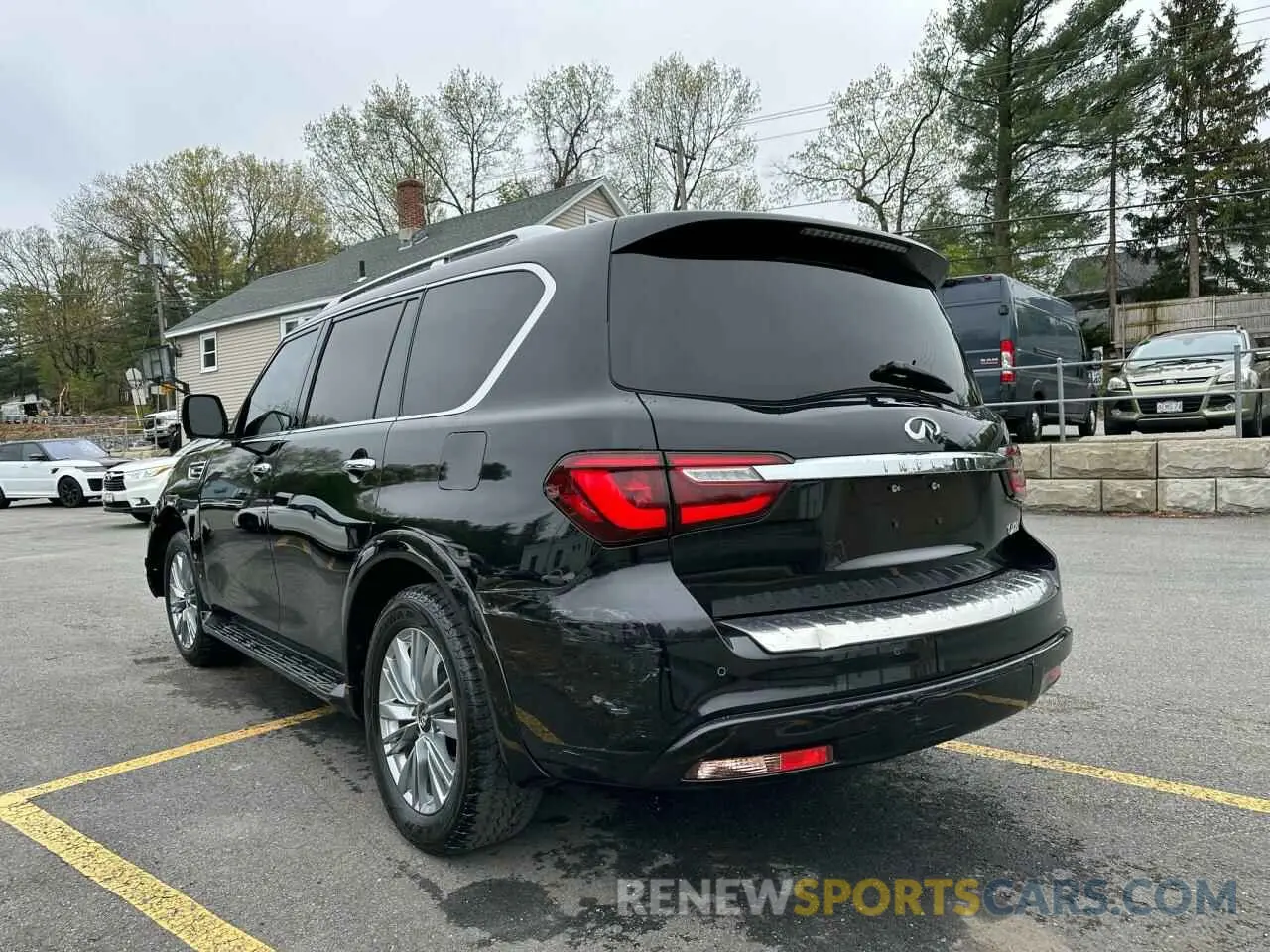 2 Фотография поврежденного автомобиля JN8AZ2AF6M9718439 INFINITI QX80 2021