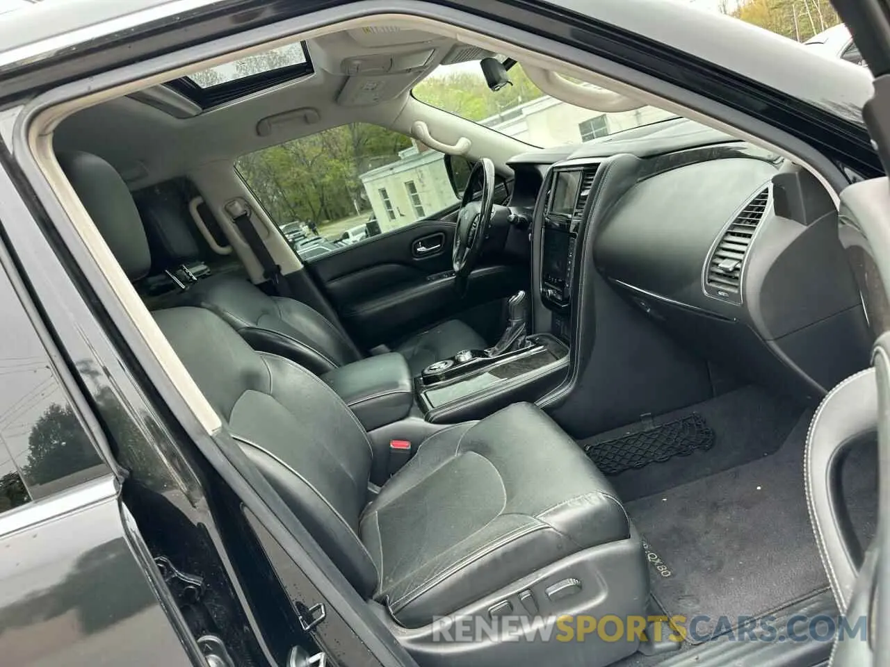 8 Фотография поврежденного автомобиля JN8AZ2AF6M9718439 INFINITI QX80 2021