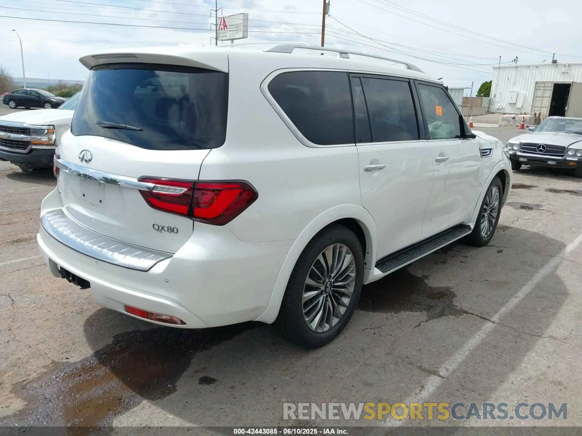 4 Photograph of a damaged car JN8AZ2BE7M9273506 INFINITI QX80 2021