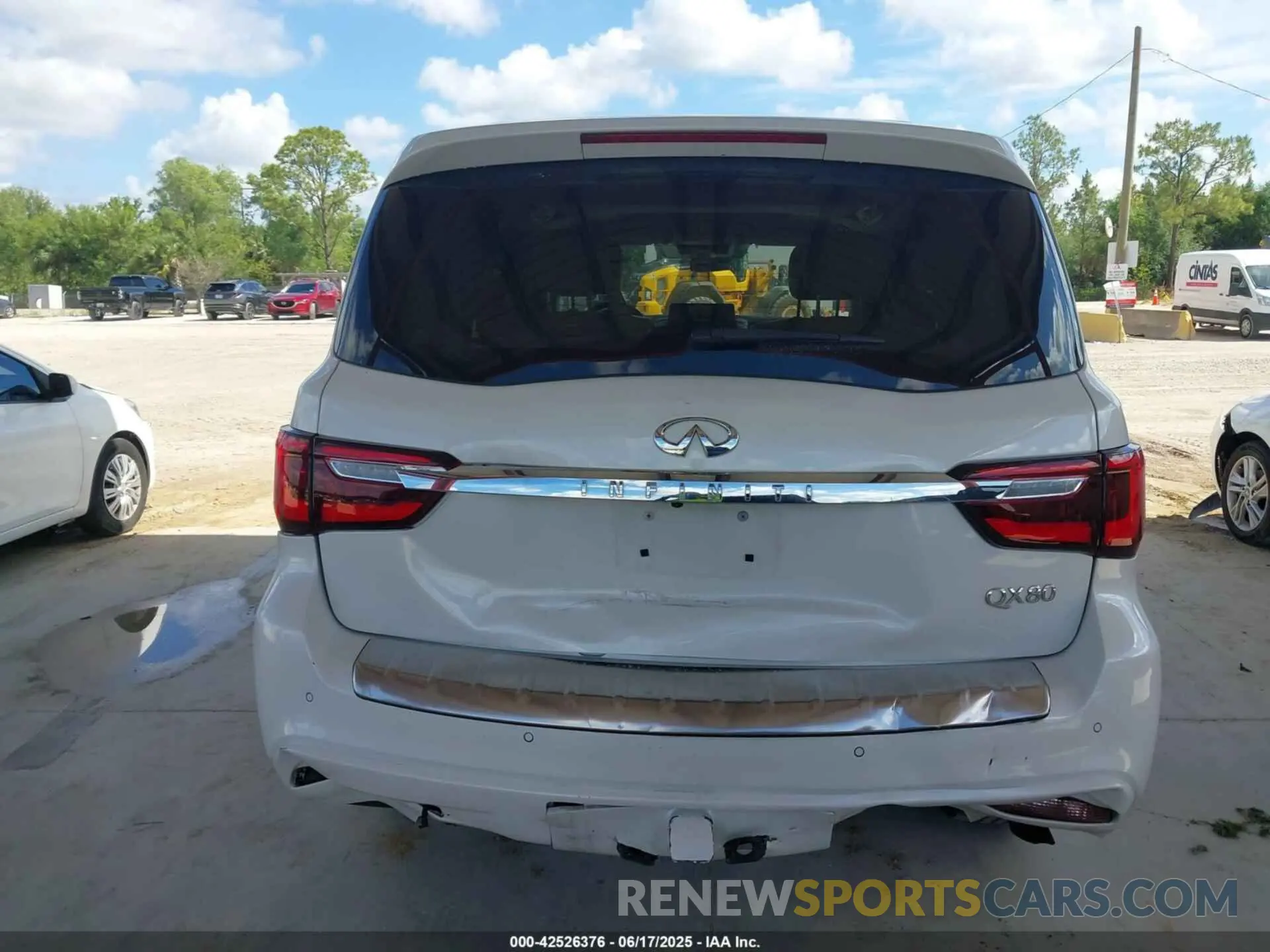 16 Photograph of a damaged car JN8AZ2AF3N9740156 INFINITI QX80 2022