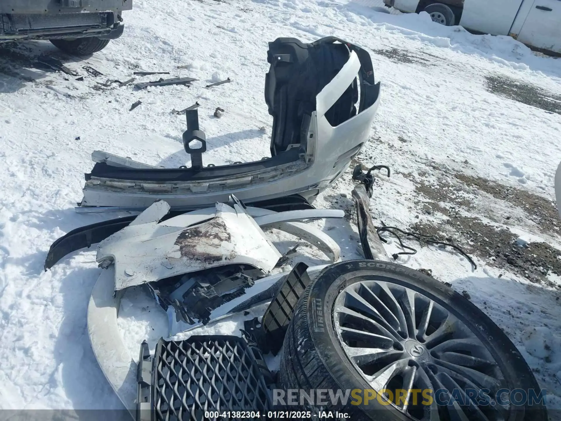 18 Photograph of a damaged car JN8AZ2BE0N9291461 INFINITI QX80 2022
