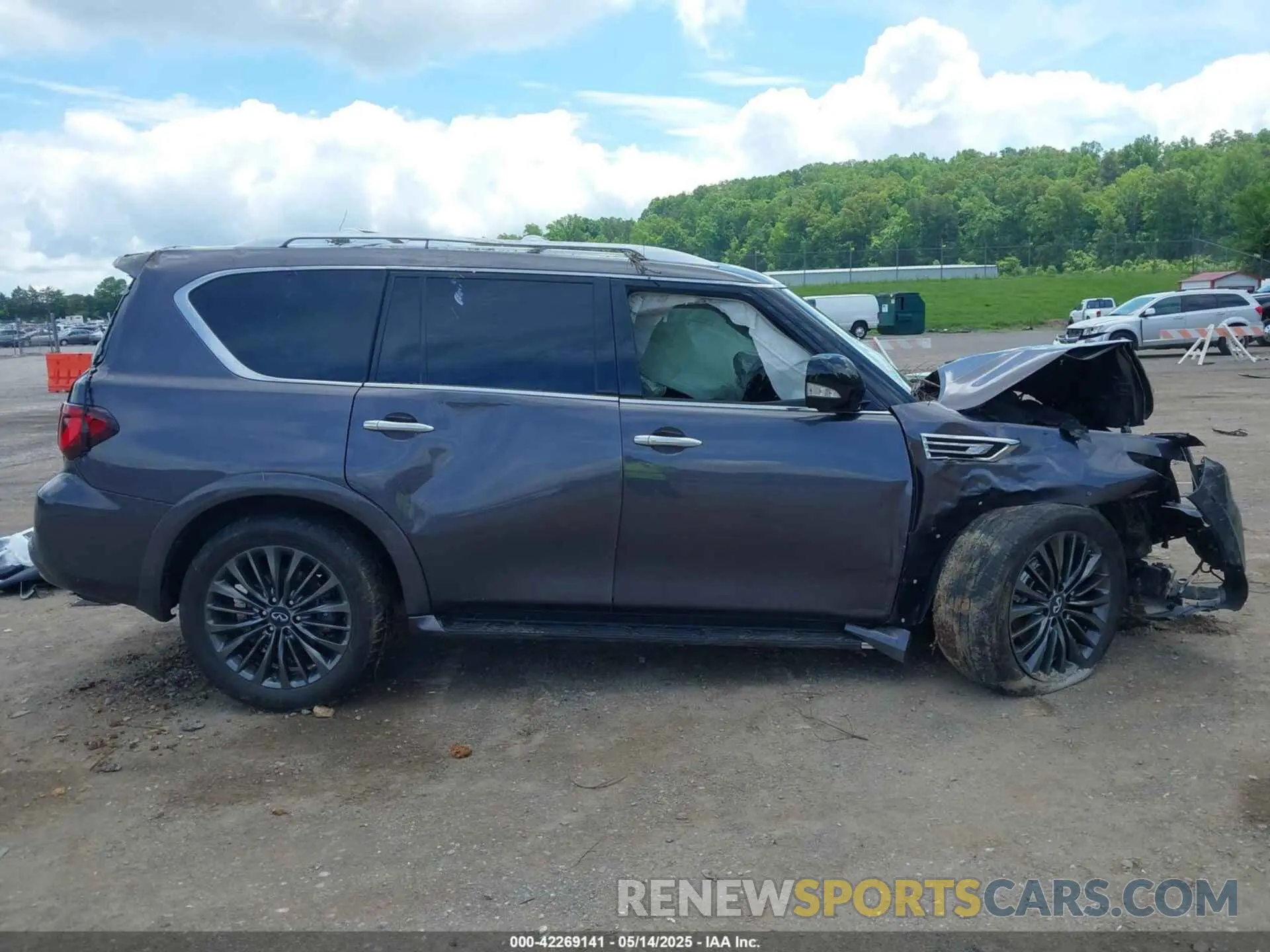 14 Photograph of a damaged car JN8AZ2AE2P9304263 INFINITI QX80 2023